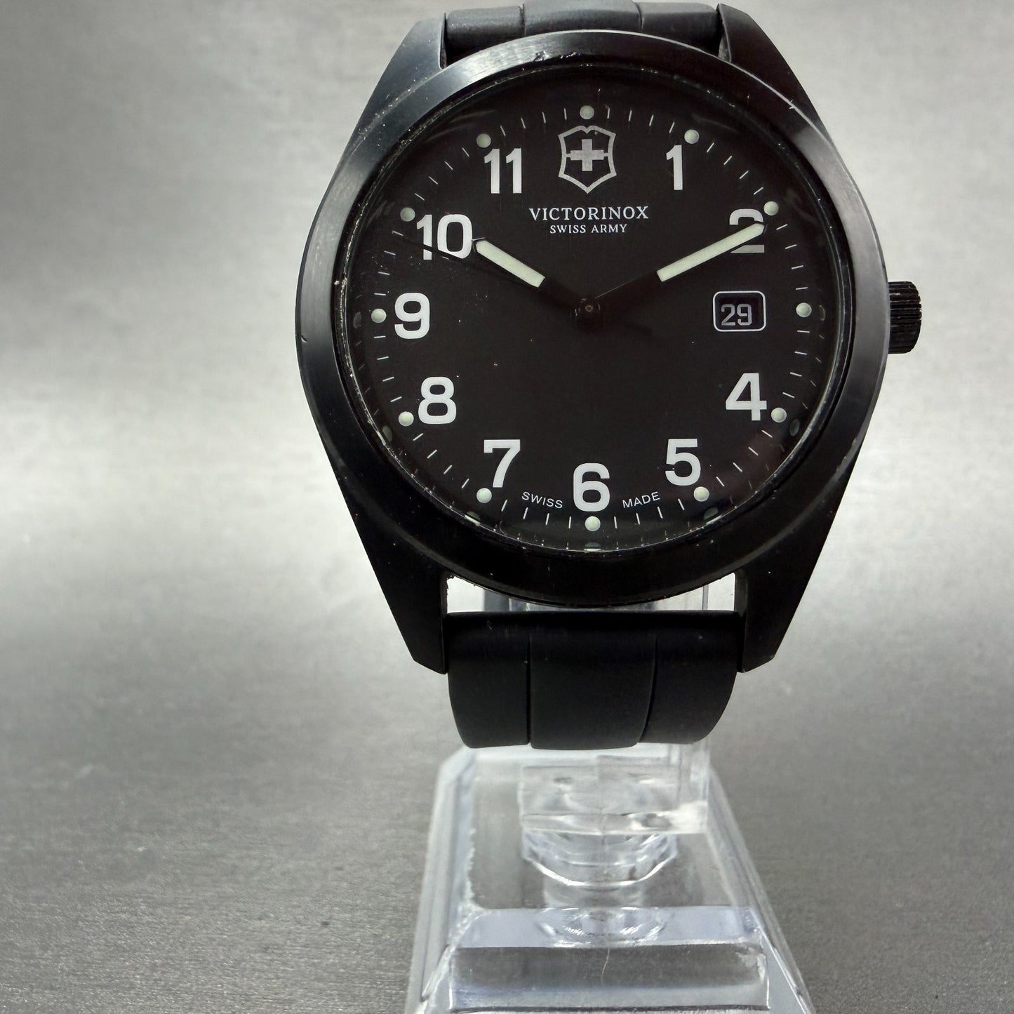 Victorinox Swiss Army Garrison Watch Men 40mm Black Dial Black Case Date PARTS6