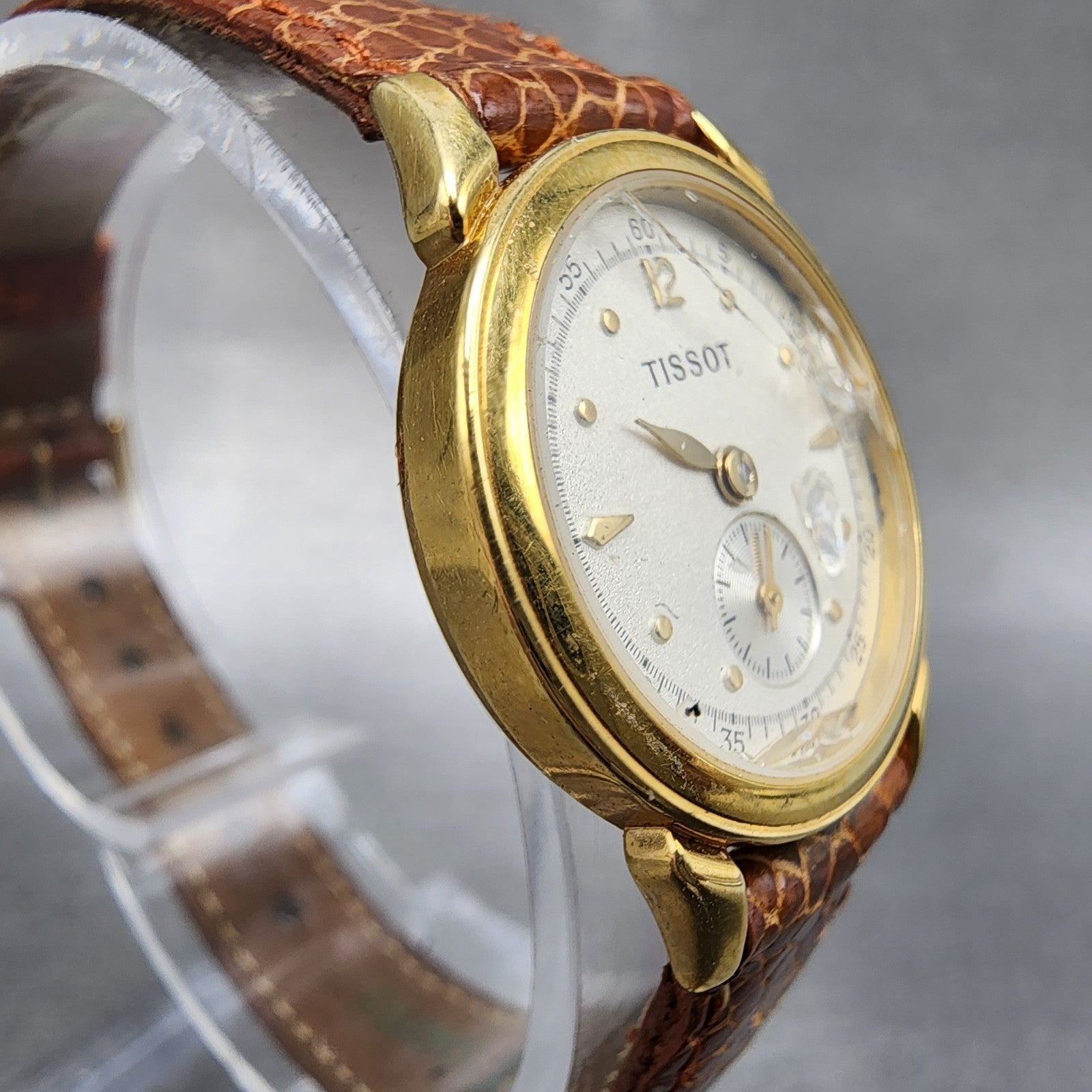 Tissot Watch Women 24mm White Dial Gold Tone Round A220 ETA 980.153 PARTS4