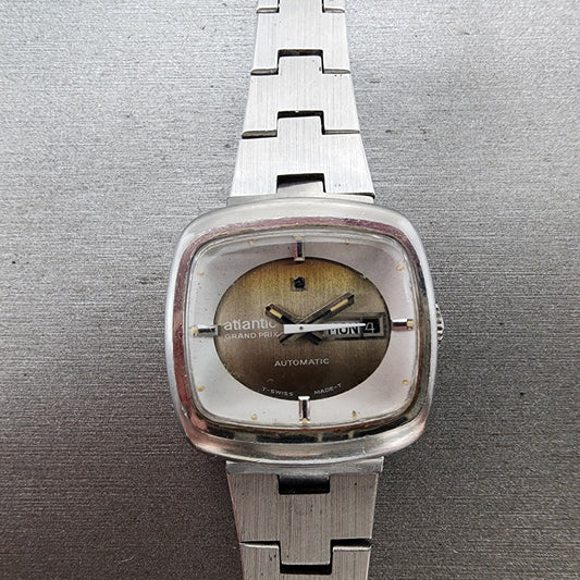 Atlantic Gran Prix Automatic Watch Women 27mm Silver Dial Silver Tone Daydate0