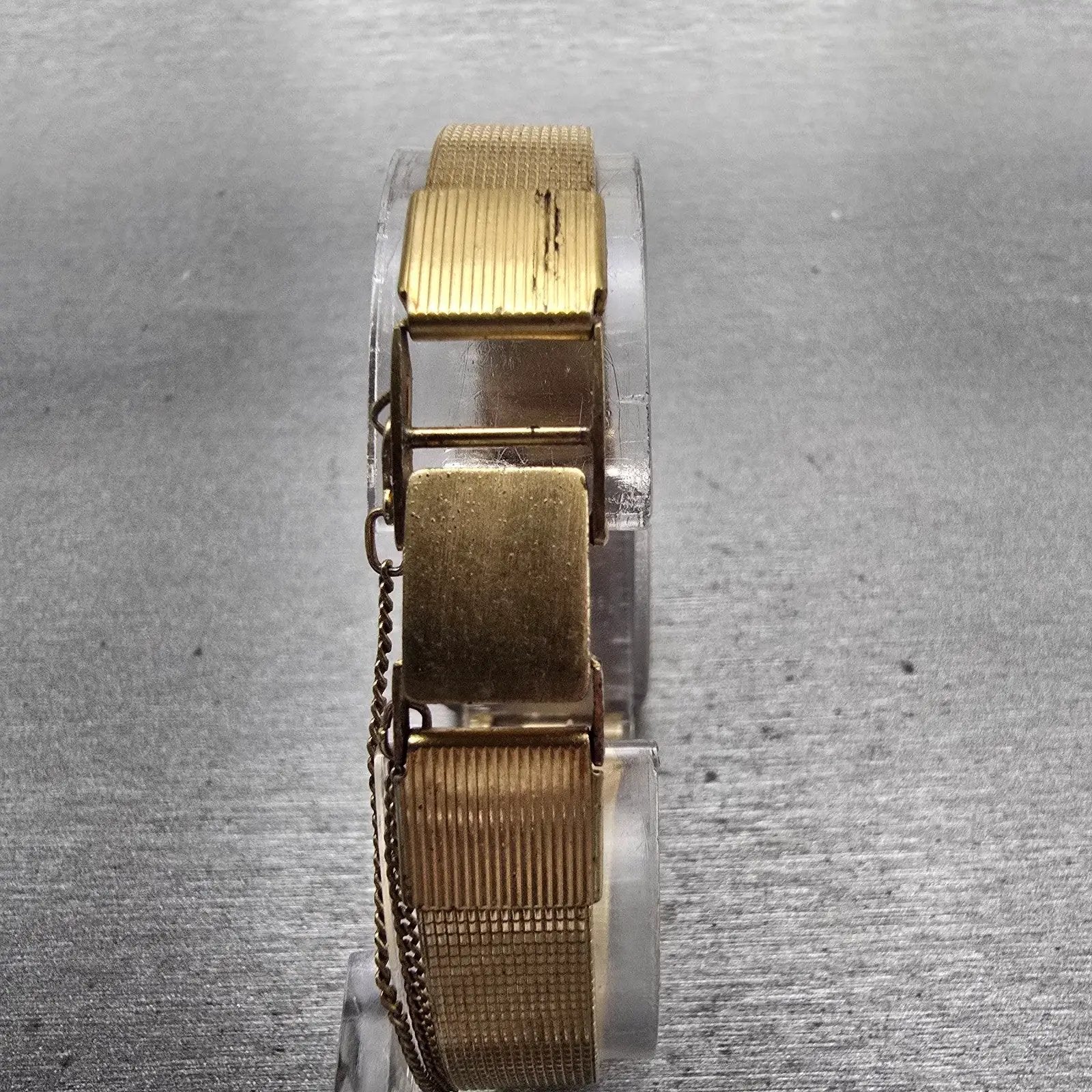 Seiko Tank Watch Women 20mm Brown Dial Gold Tone Rectangle 2621-5200 New Batt7