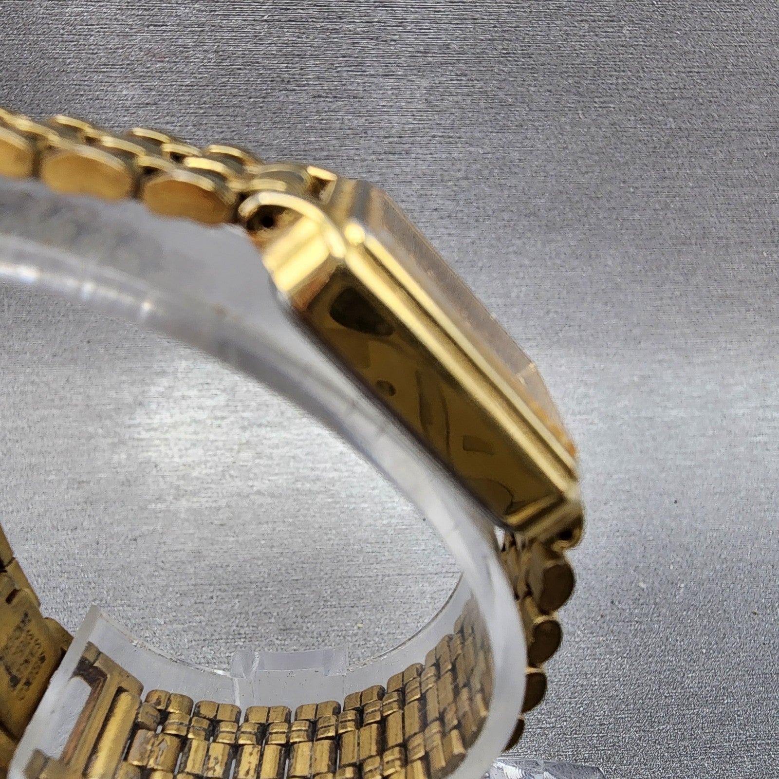 Seiko Tank Watch Women 18mm Champagne Dial Gold Tone Rectangle V4015129 New Bat3