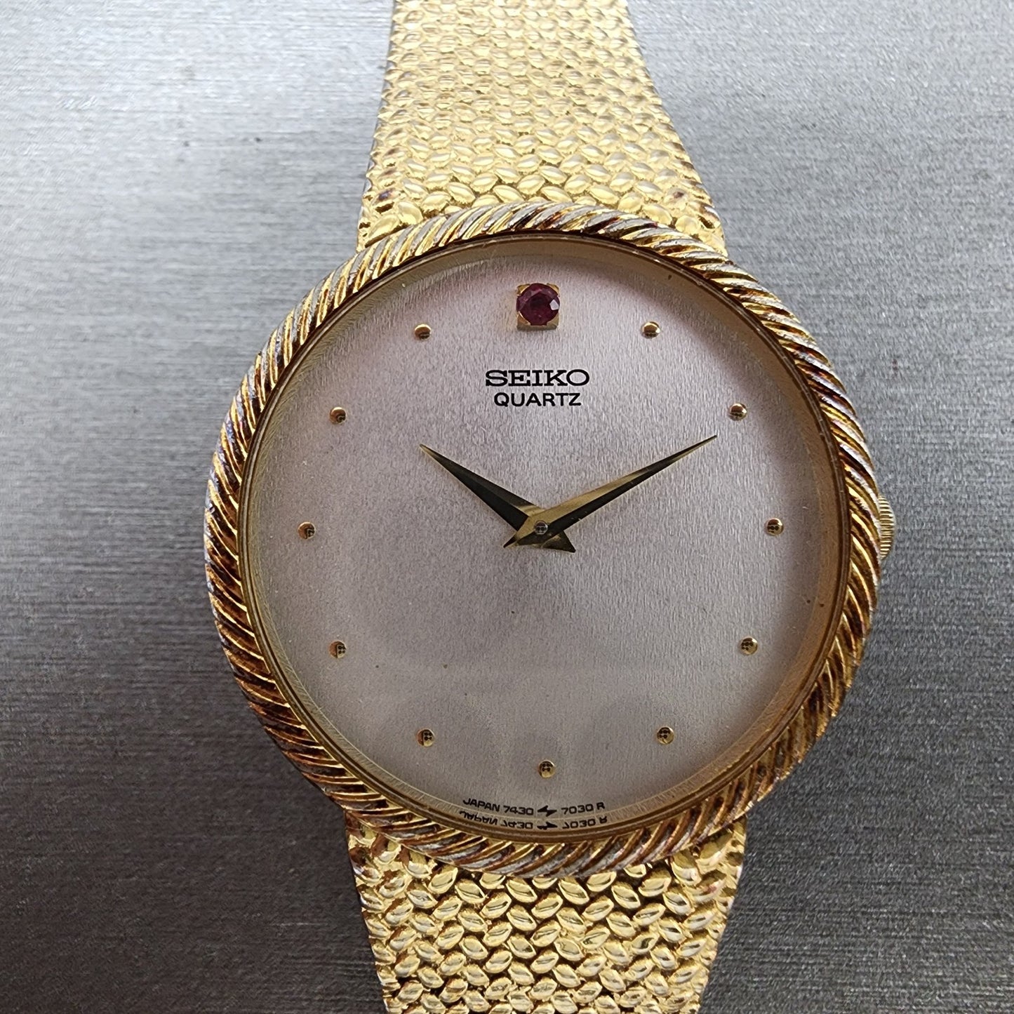 Seiko Watch Men 32mm White Dial Gold Tone Mesh Band READ!! 74307010 New Battery1