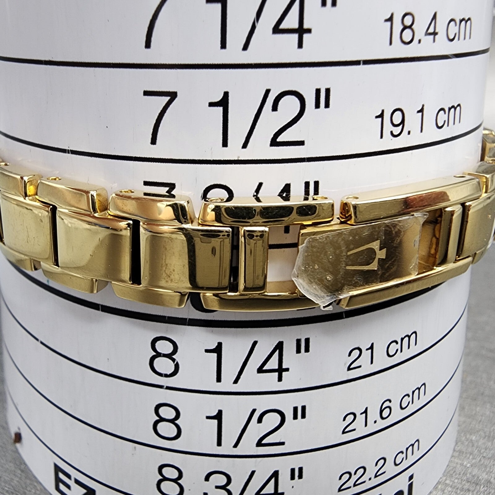 Bulova Tank Watch Women 18mm MOP Dial Gold Tone Diamond Accents New Battery10