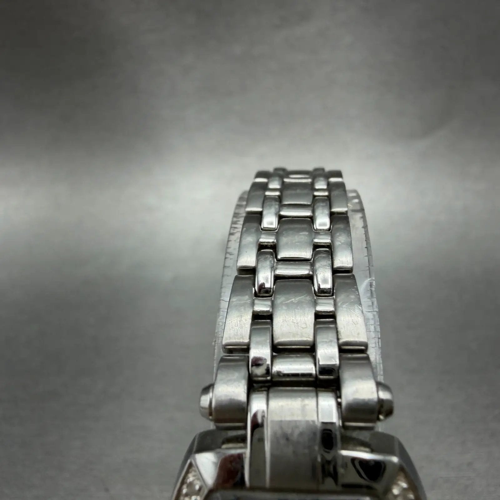 48302704