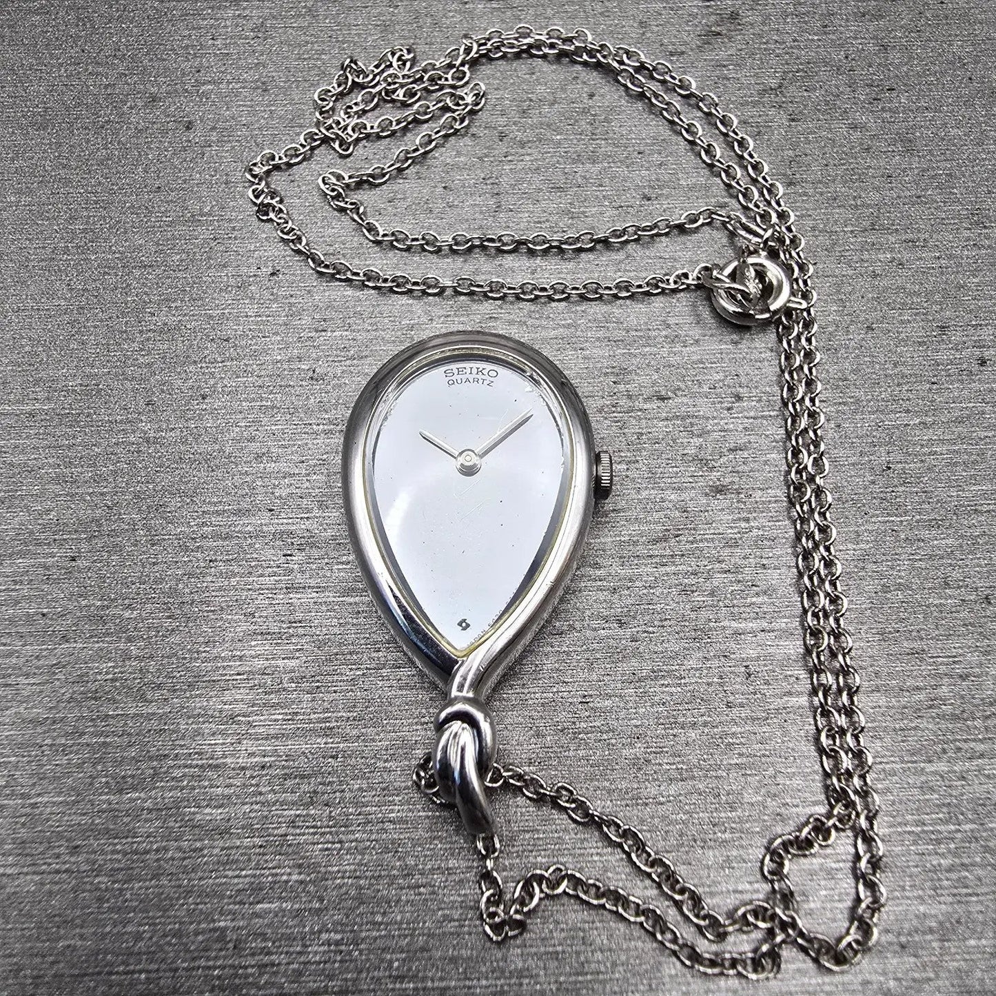 Seiko Pendant Watch Women 17mm Silver Dial Silver Tone 5420-5190 New Battery2