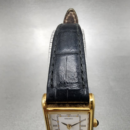 Seiko Tank Watch Women 18mm White Dial Gold Tone Rectangle 1N015G40 New Battery4