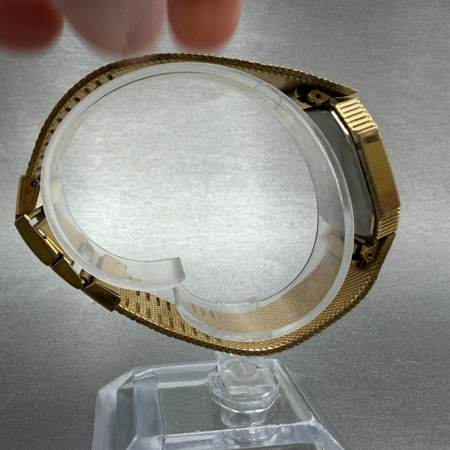 Seiko Alba Estate Watch Men 28mm Black Dial Gold Tone V801-5350 New Battery VTG8