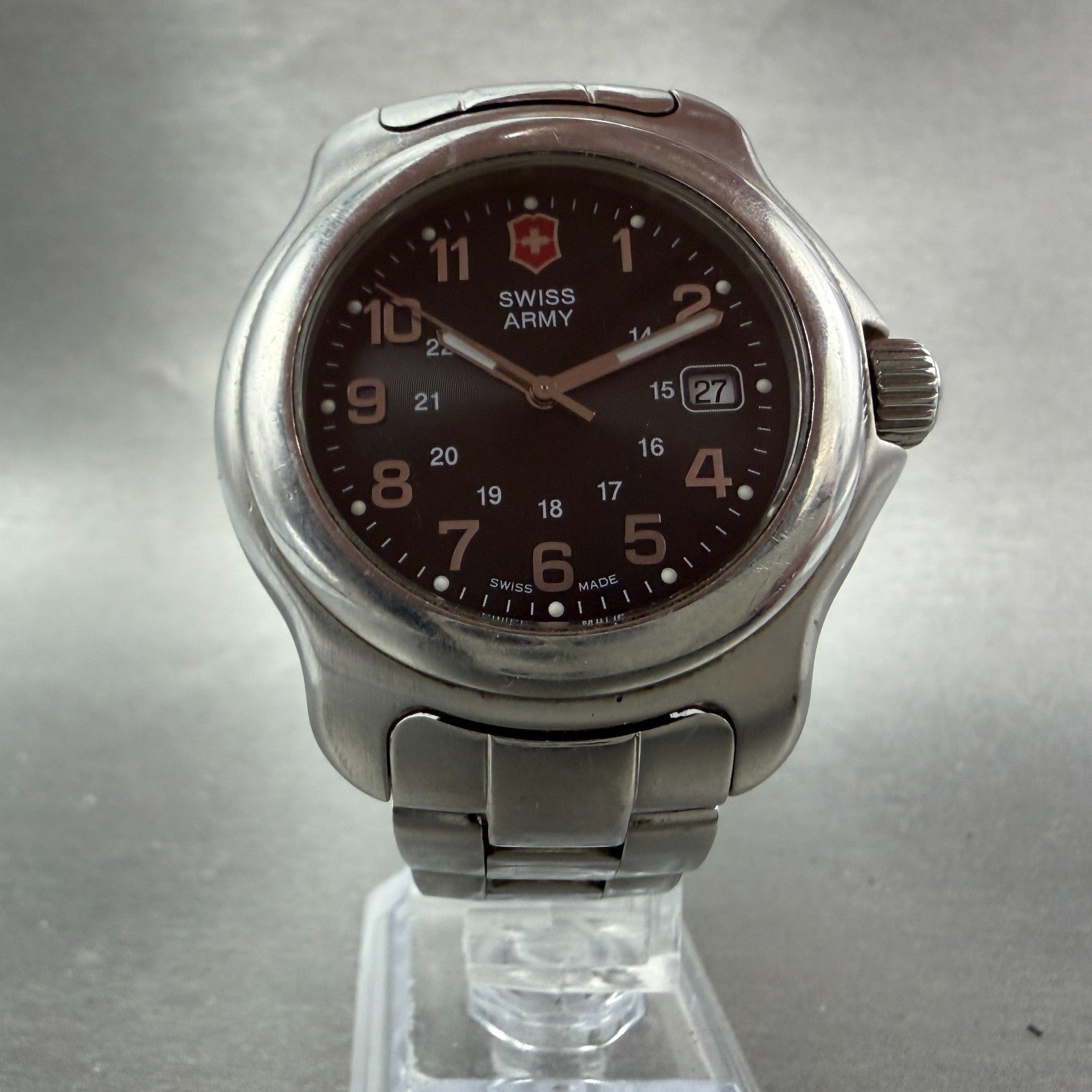 Victorinox Swiss Army Watch Men 40mm Black Dial Silver  Date Round New Battery5