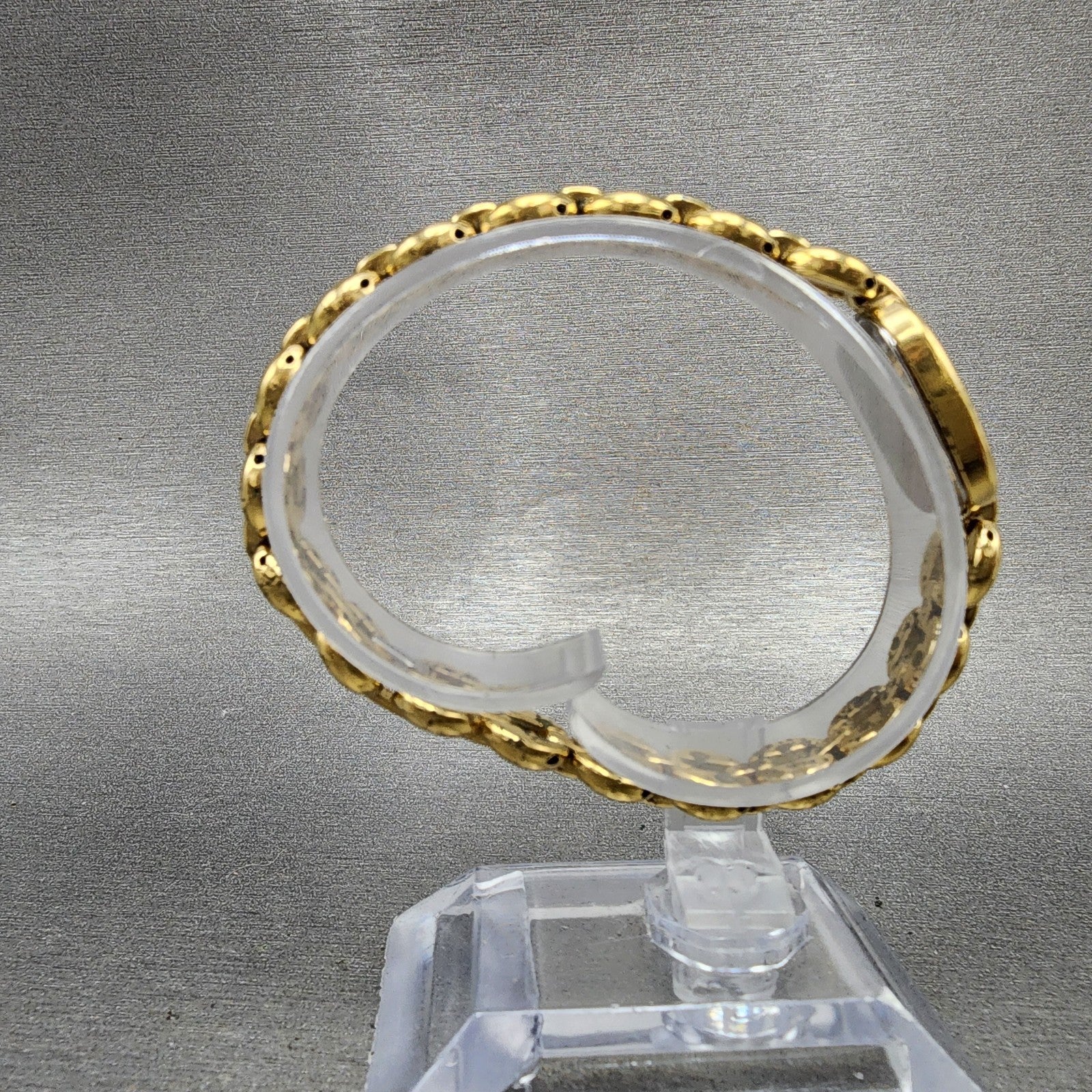 Seiko Watch Women 13mm Champagne Dial Gold Tone Oval 2e206160 New Battery9