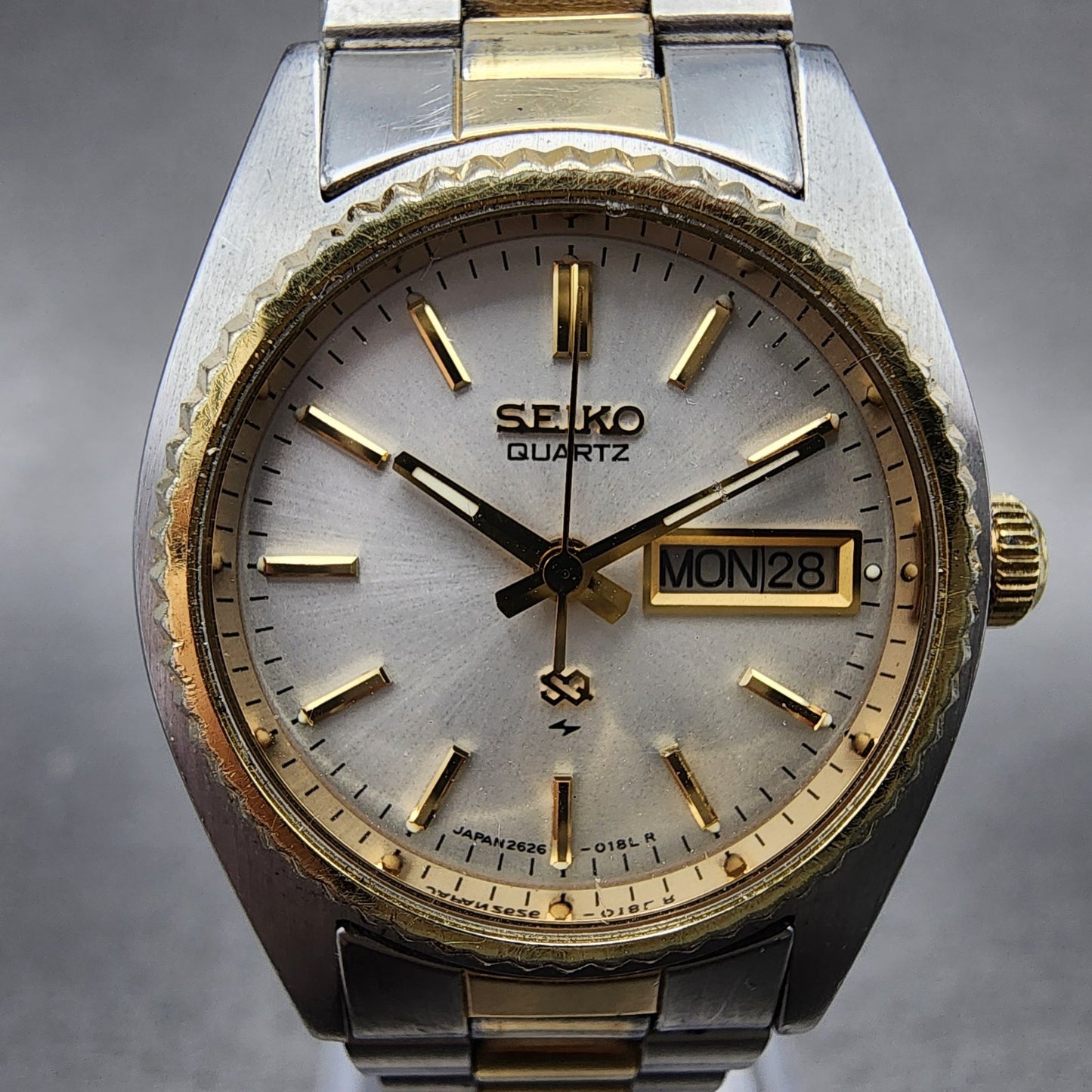 Seiko SQ Watch Women 25mm White Dial Two Tone Round 26260159 New Battery VTG1