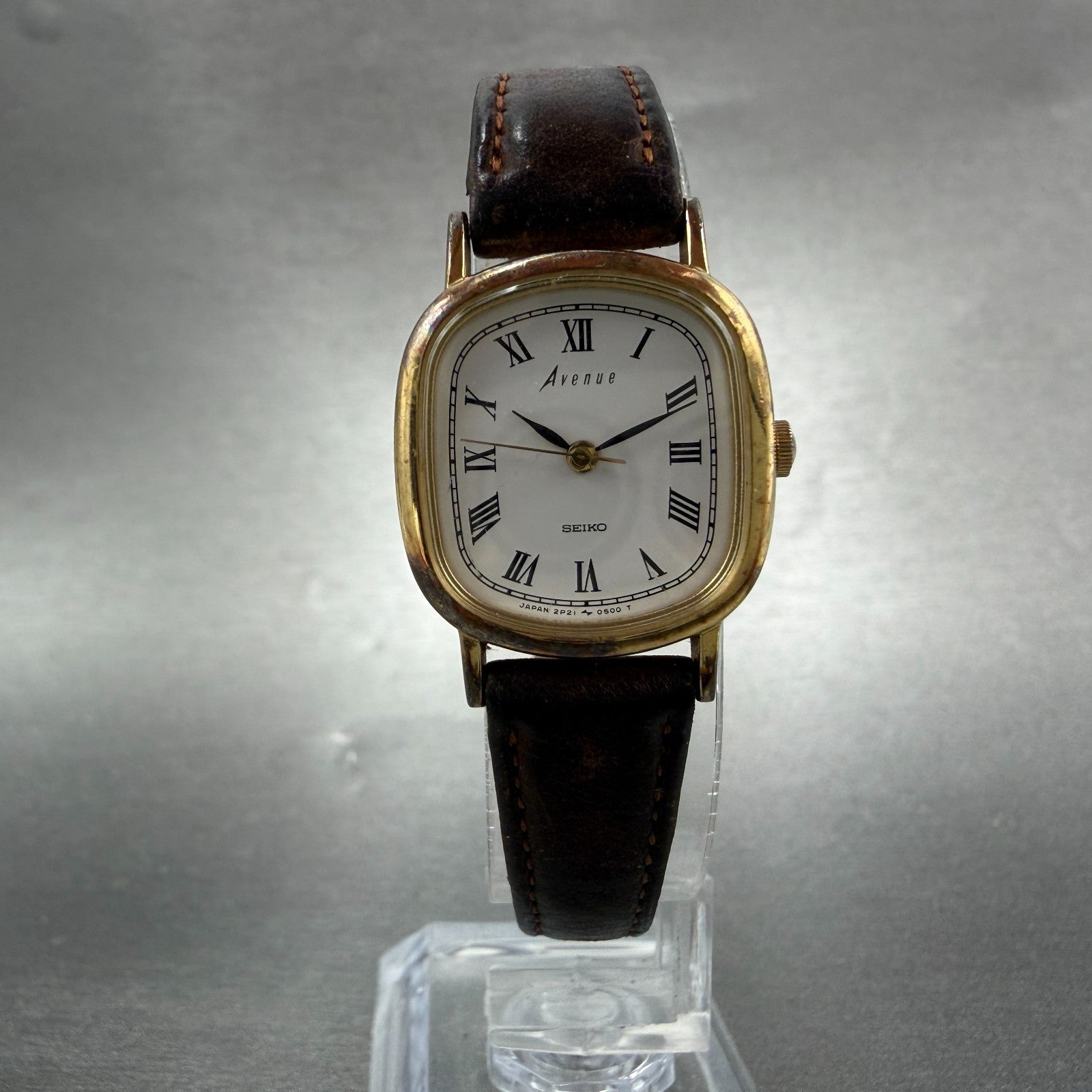 Seiko Avenue Watch Women 21mm White Dial Gold Tone Oval 2P21-5130 New Battery5