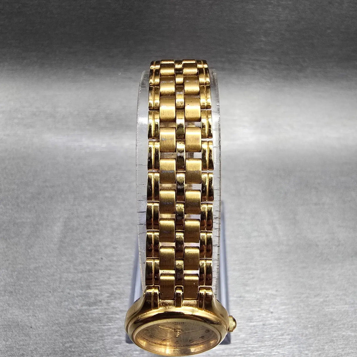Citizen CQ Watch Women 20mm Champagne Dial Gold Tone 5930-S29762 New Battery JKL6