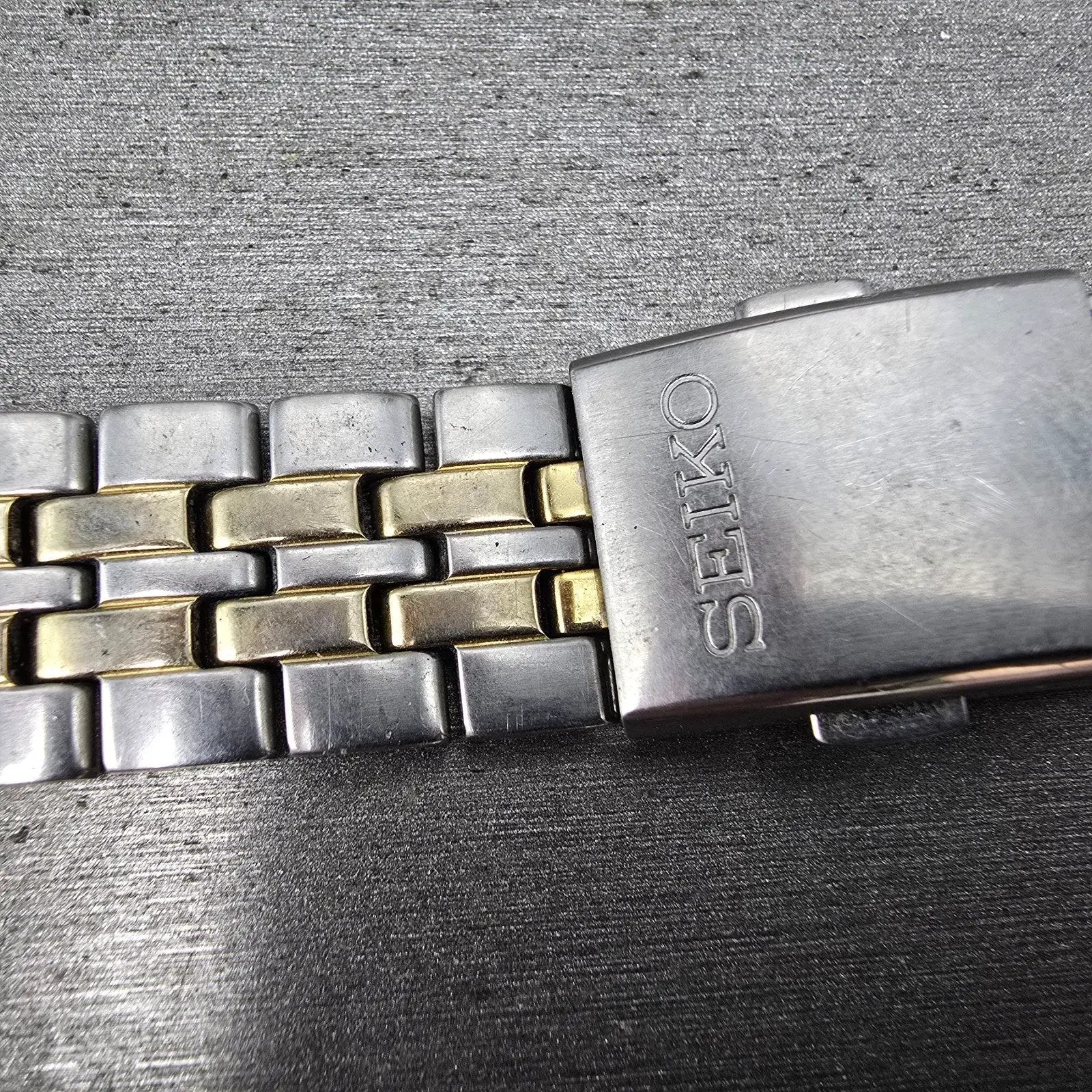 Seiko Bracelet 18mm Stainless Steel Two Tone Tri Folding Clasp VTG Japan 4A4K2C14
