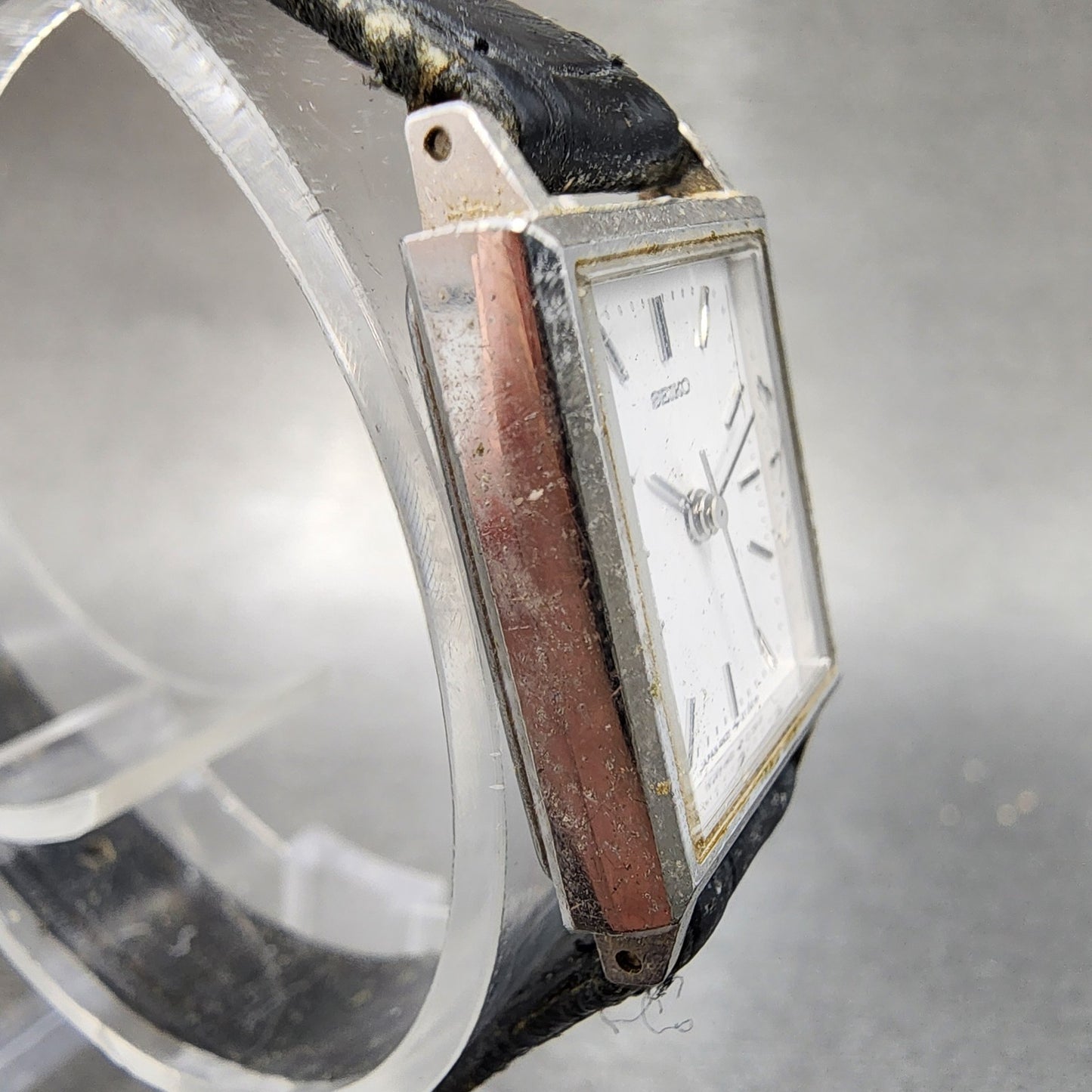 Seiko Tank Watch Women 18mm White Dial Silver Tone 4n215010 New Battery3