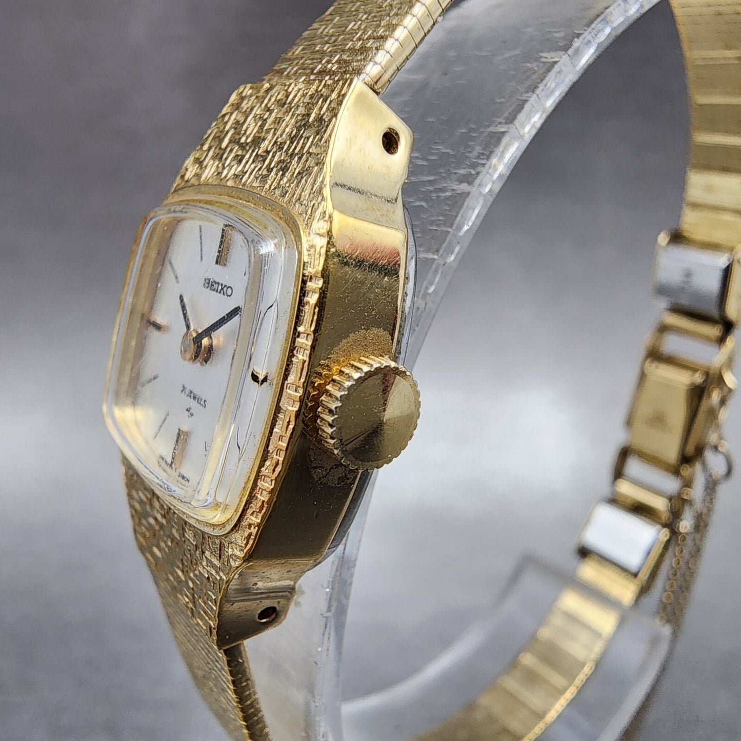 Seiko Watch Women 17mm Gold Dial Gold Gold Rectangle Manual Wind Runs 1138502