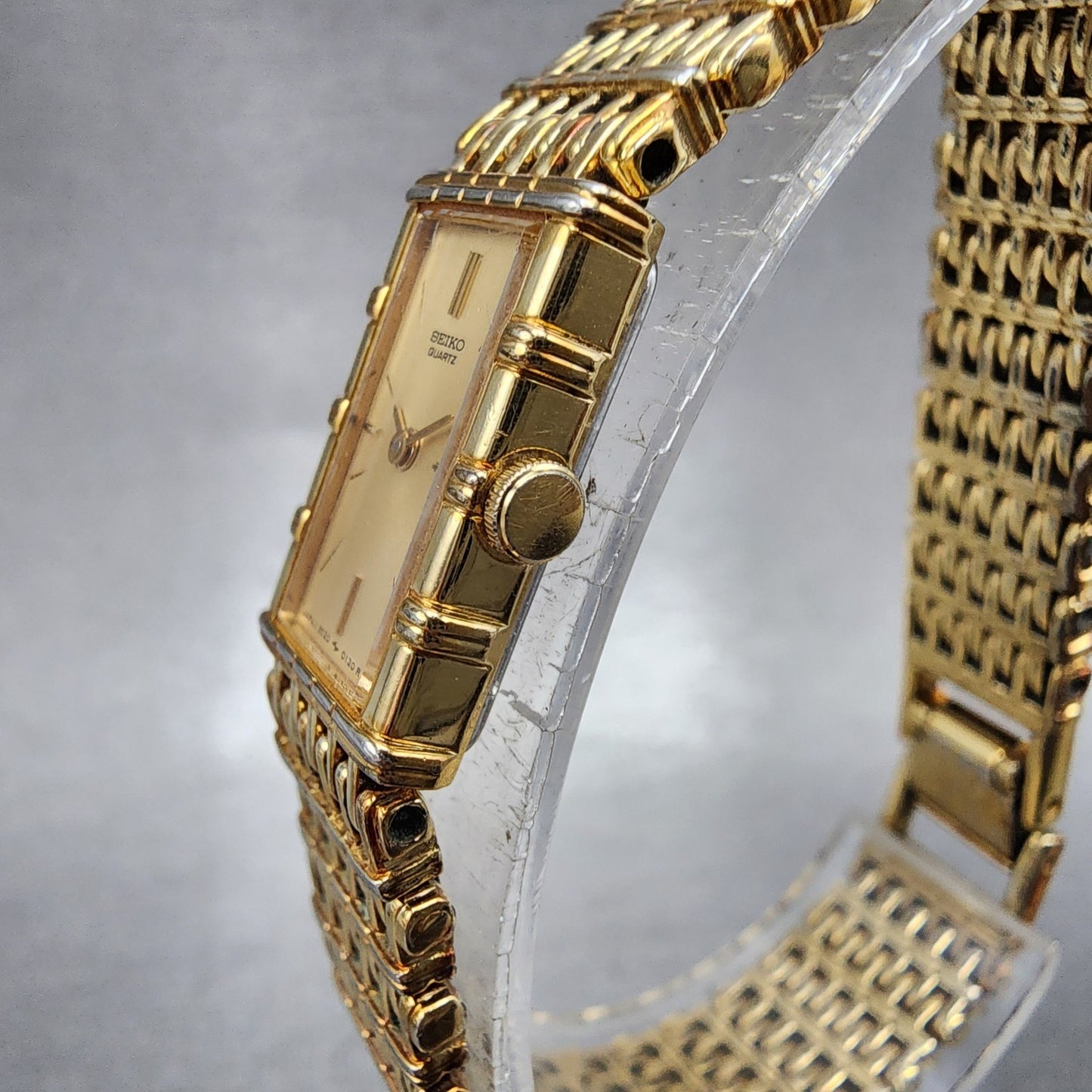 Seiko Tank Watch Women 12mm Champagne Dial Gold Tone 2e205079 New Battery2
