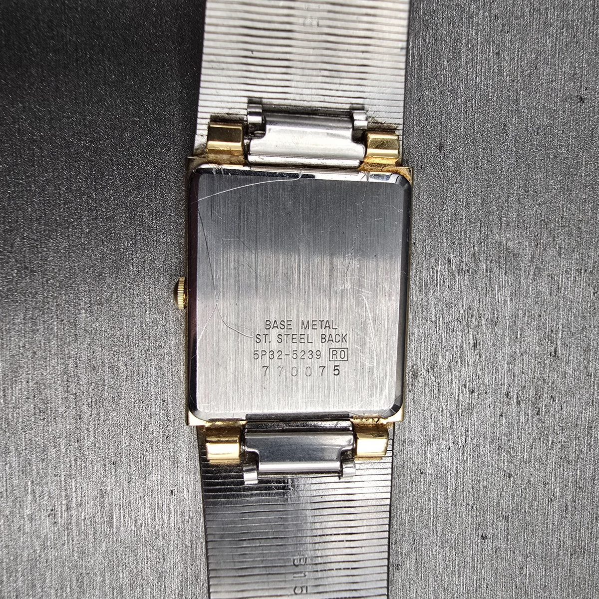 Seiko Tank Watch Men 24mm Black Dial Gold Tone Rectangle 5P32-5239 New Battery10