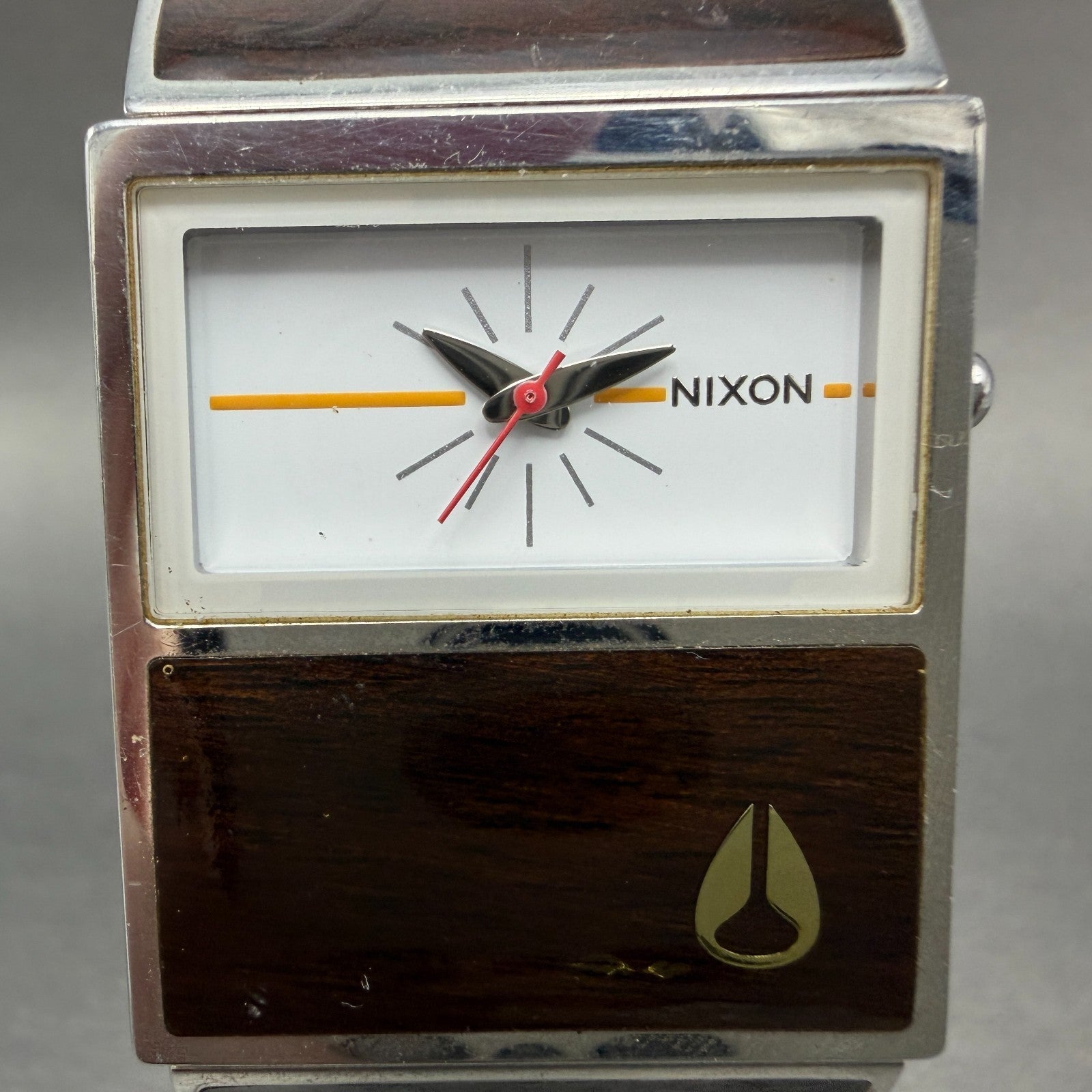 Nixon Chalet Watch Men 30mm White Dial Steel Wood Rectangle New Battery1