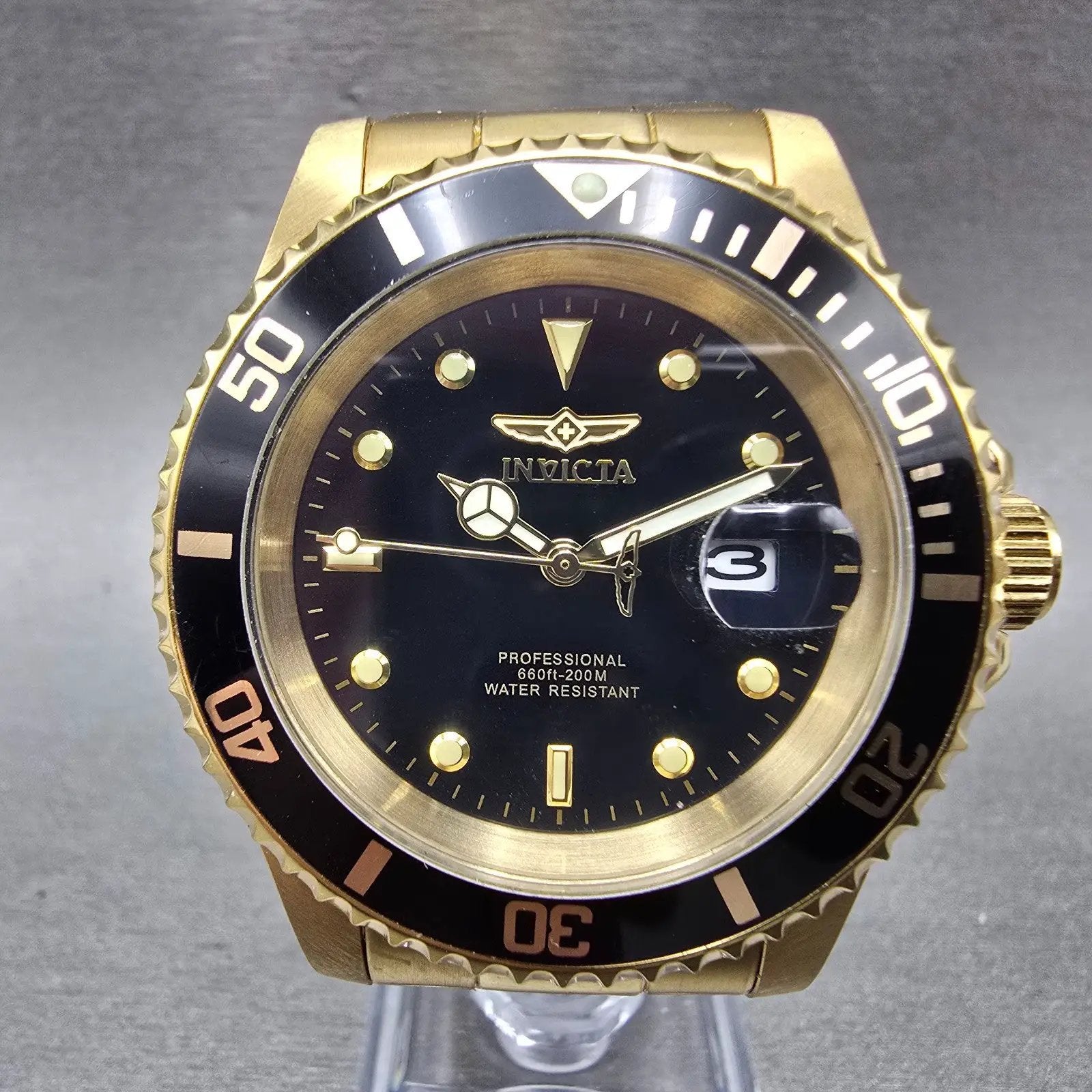 Invicta Pro Diver Watch Men 40mm Black Dial Gold Tone Date 26975 New Battery0
