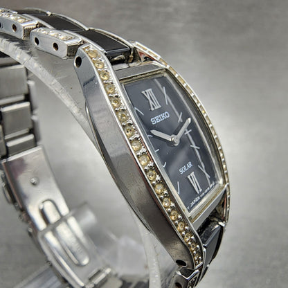 Seiko Solar Watch Women 19mm Black Dial Silver Tone Crystal Accent Runs V1150AY03