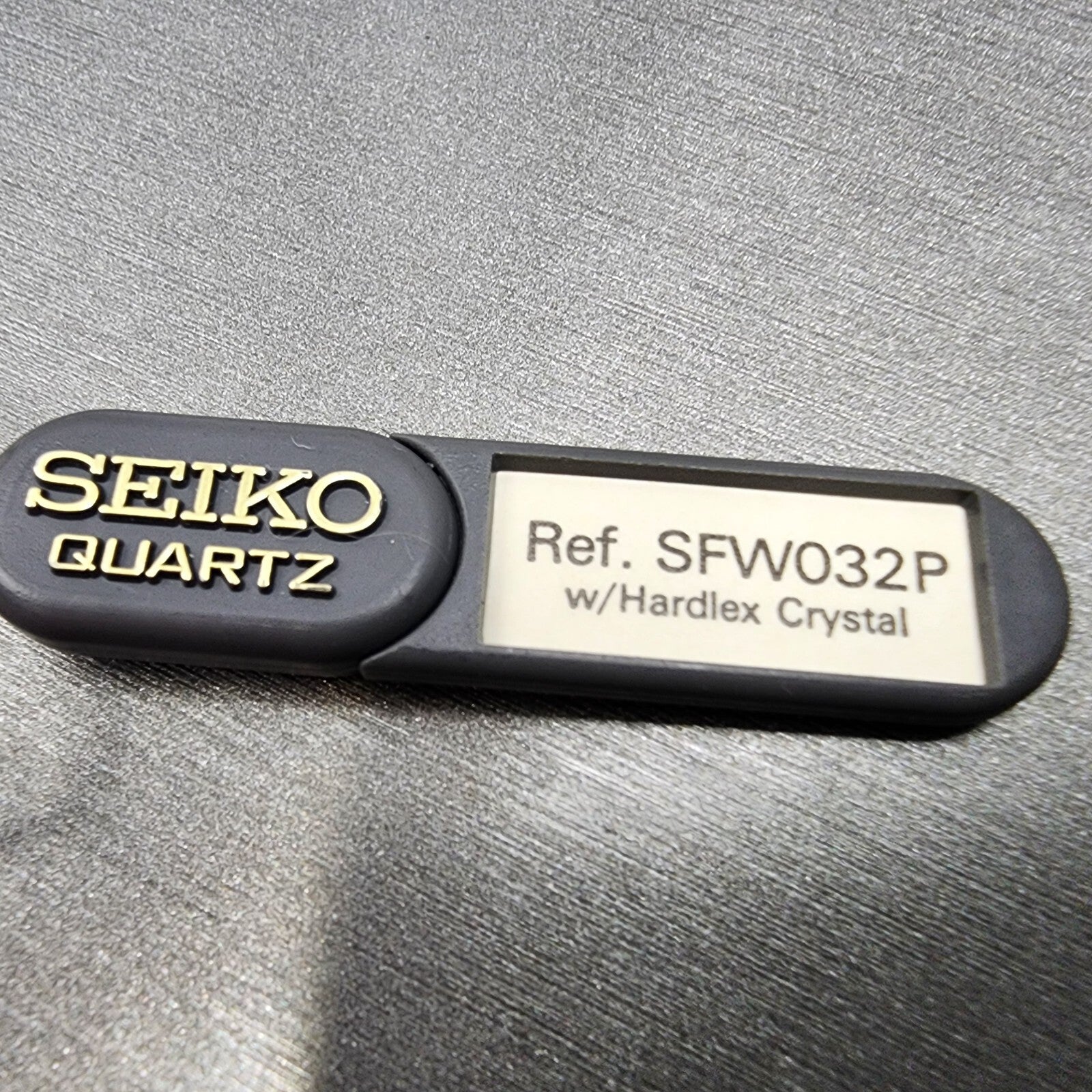 Seiko Watch Women 20mm Champagne Dial Silver Tone Diamond Markers New Battery10