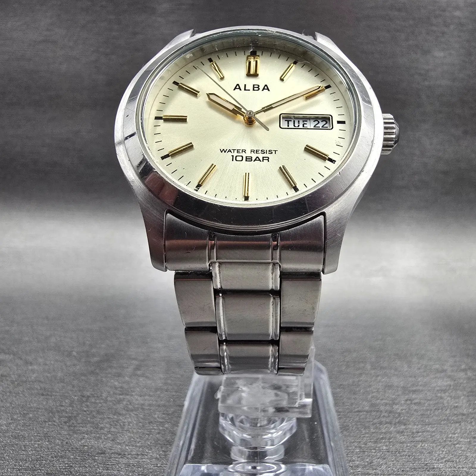 Seiko Alba Watch Men 38mm Champagne Dial Silver Tone Daydate 7N43-0BA0 New BattJ5