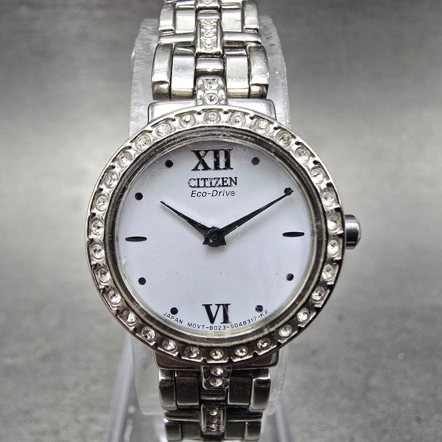 Citizen Watch Women 21mm White Dial Silver Tone Round B023-S028698 Runs Crystals0