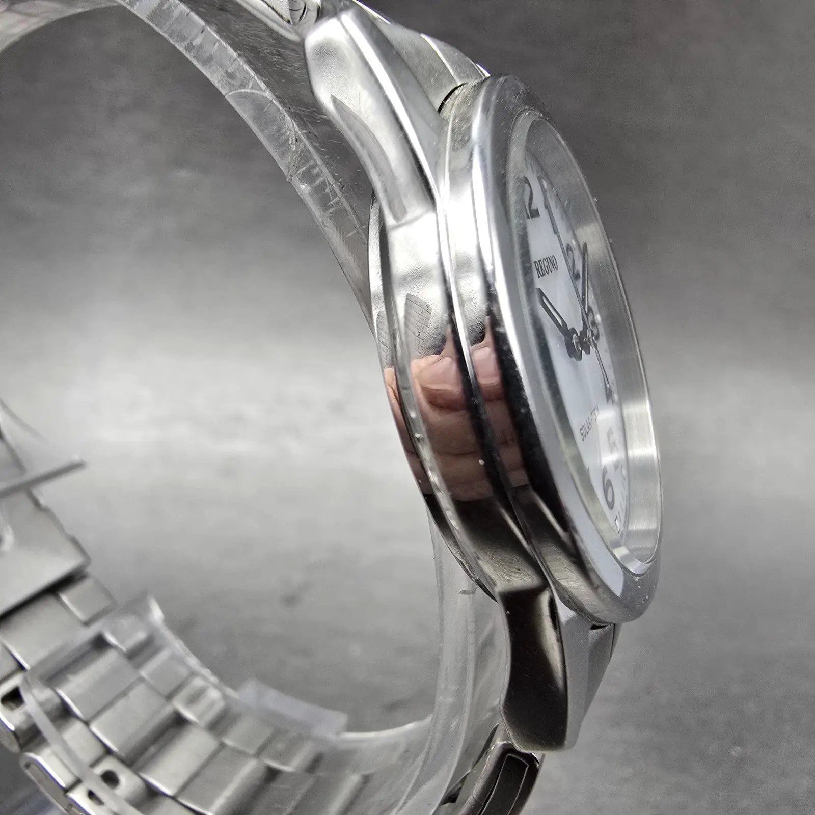 Citizen Reguno Solar Watch Women 30mm White Dial Silver Tone E031-S038090 Runs3