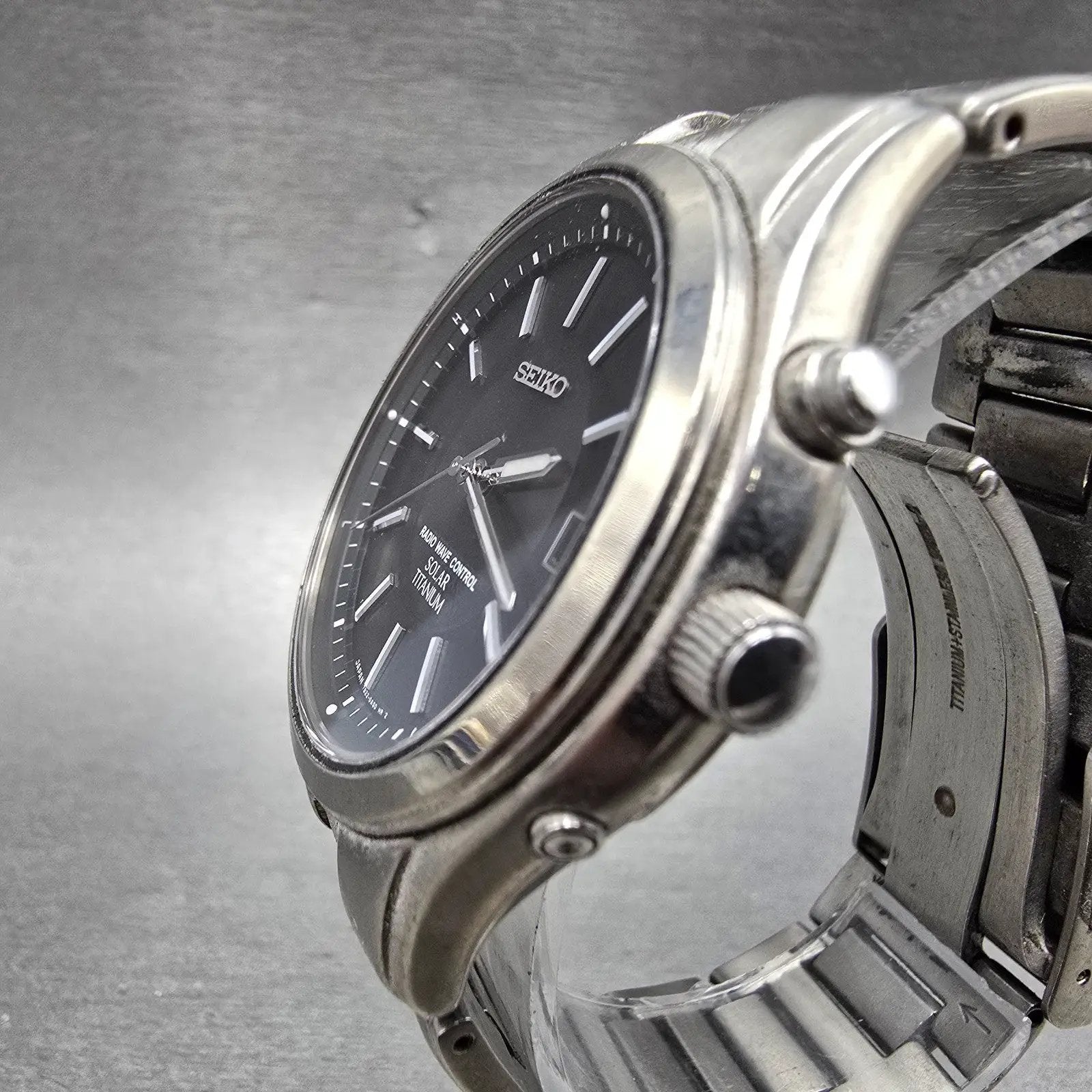 Seiko Solar Atomic Watch Men 38mm Black Dial Titanium Atomic Date 7B22 PARTS!3