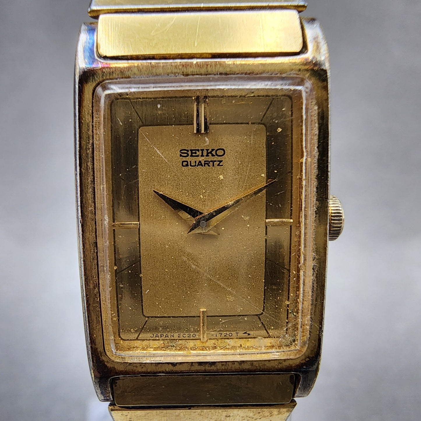 Seiko Tank Watch Women 17mm Champagne Dial Gold Tone Rectangle 2C20-5830 New Bat1