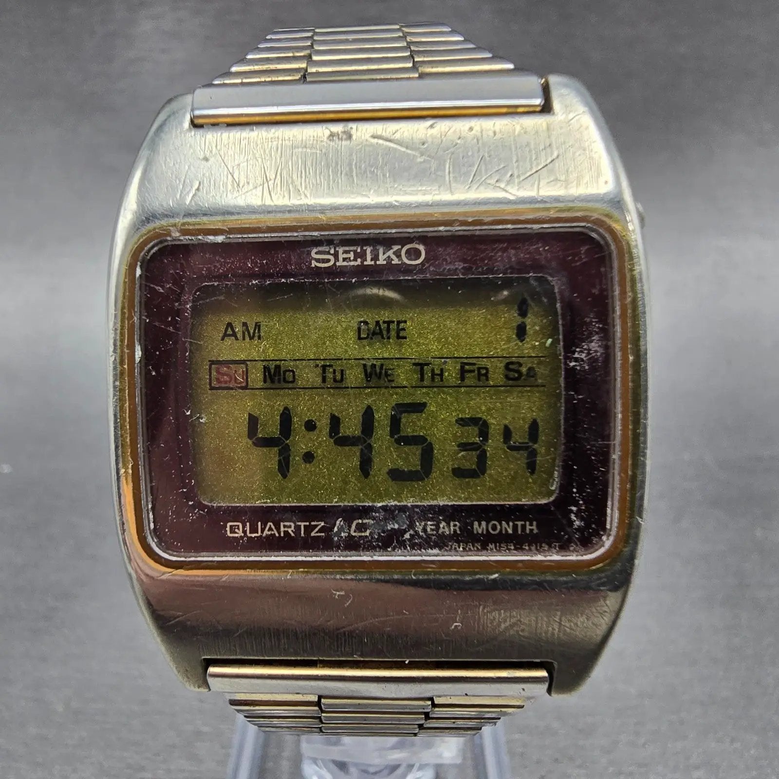 Seiko Watch Men 34mm Gold Tone Year Month Rectangle M154-5009 New Battery0