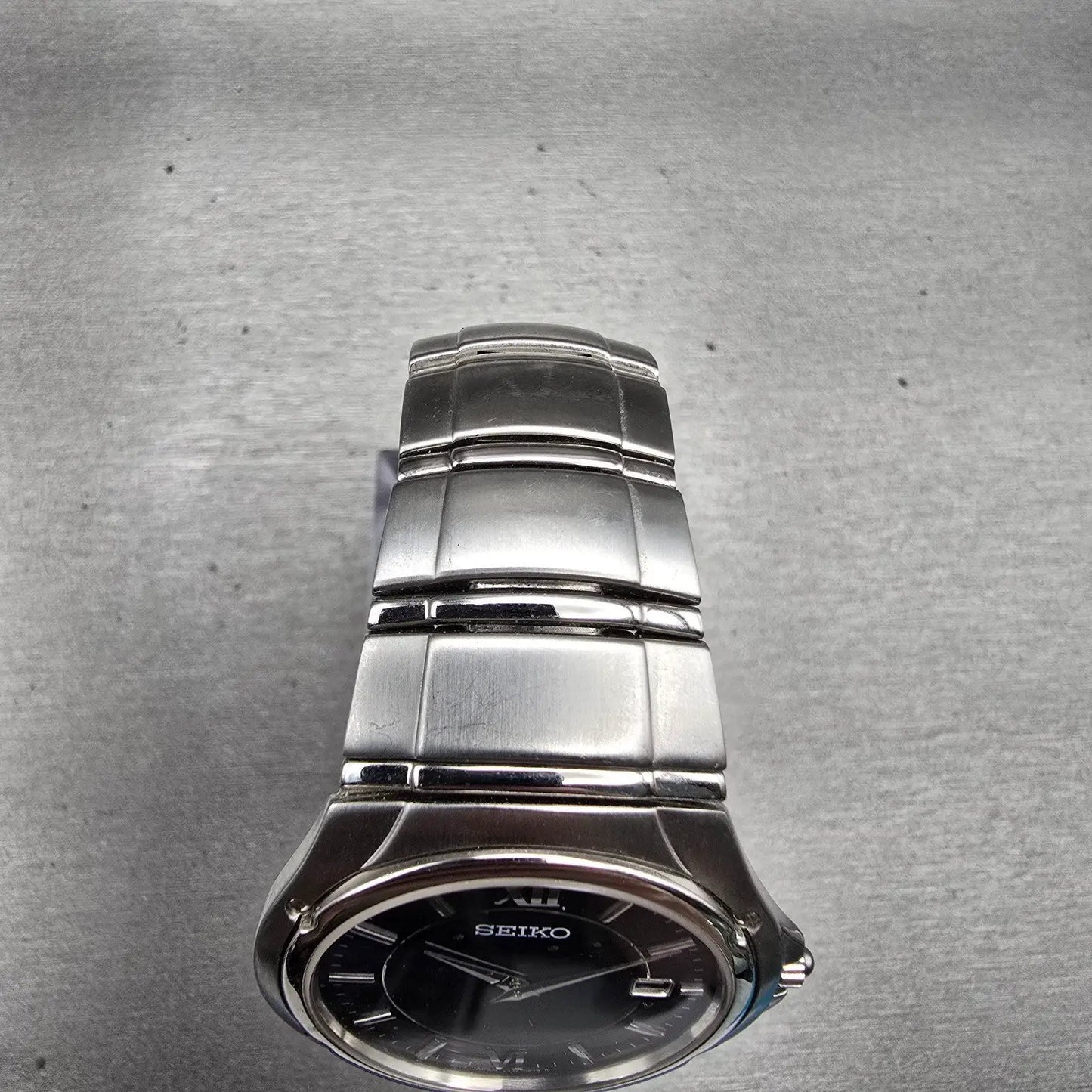 Seiko Watch Men 35mm Blue Dial Silver Tone Date Round V739-0B30 New Battery4