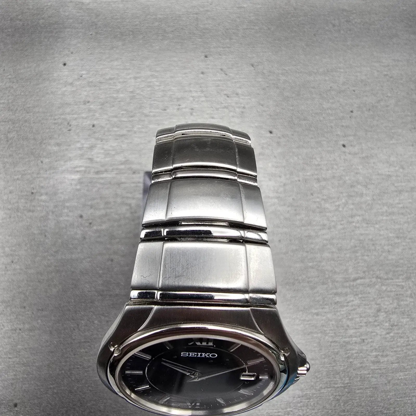 Seiko Watch Men 35mm Blue Dial Silver Tone Date Round V739-0B30 New Battery4