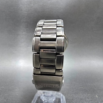 Seiko Atomic Solar Watch Men 39mm White Dial Titanium Date 7B42-0AN0 PARTS GYVJ9