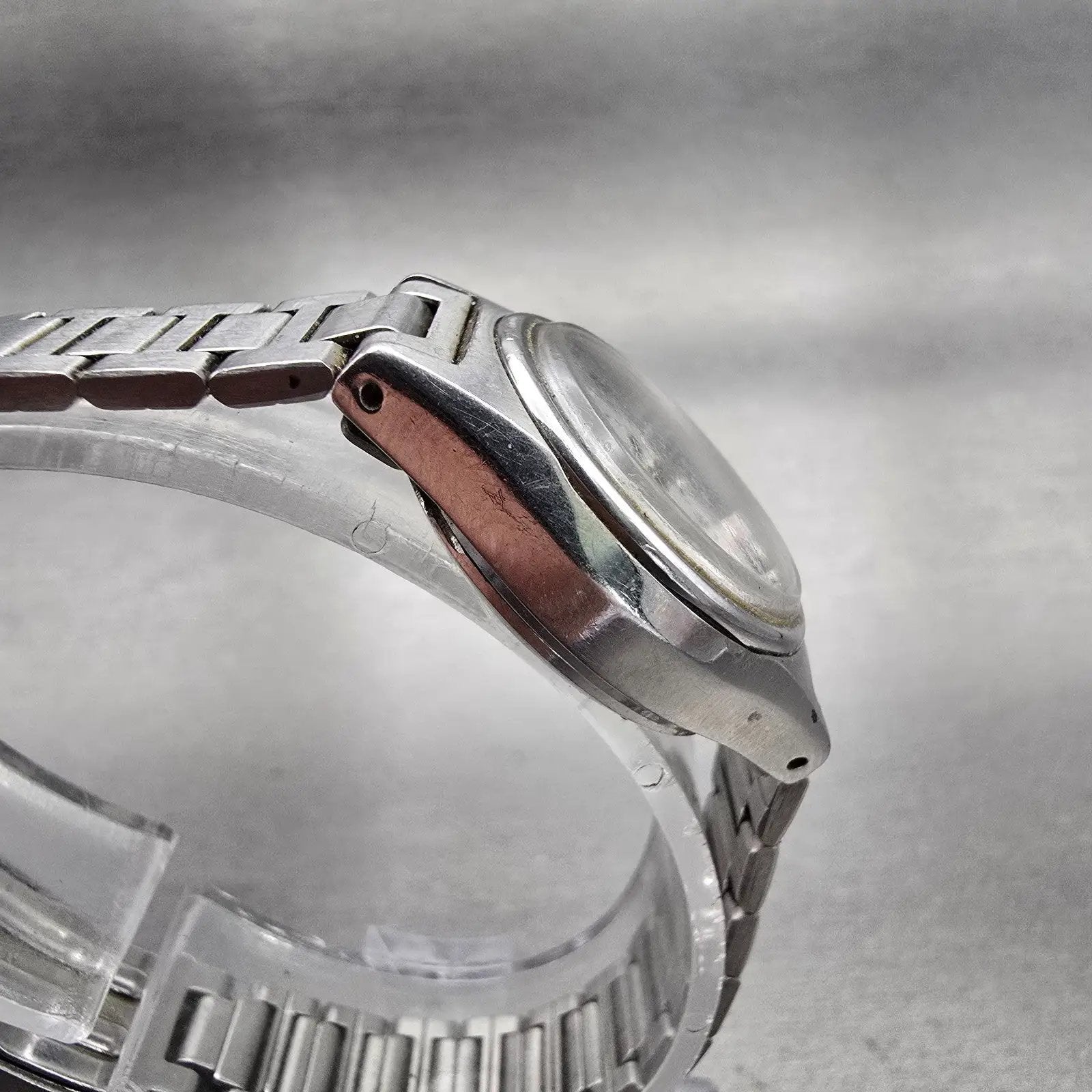Seiko SQ Watch Women 23mm White Dial Silver Tone Daydate 8523-0039 New Battery3