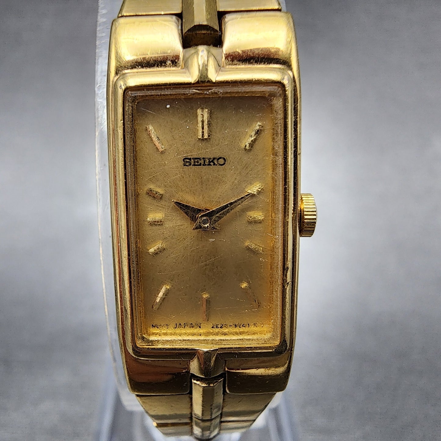 Seiko Watch Women 13mm Gold Dial Gold Tone Rectangle 2E207479 New Battery1