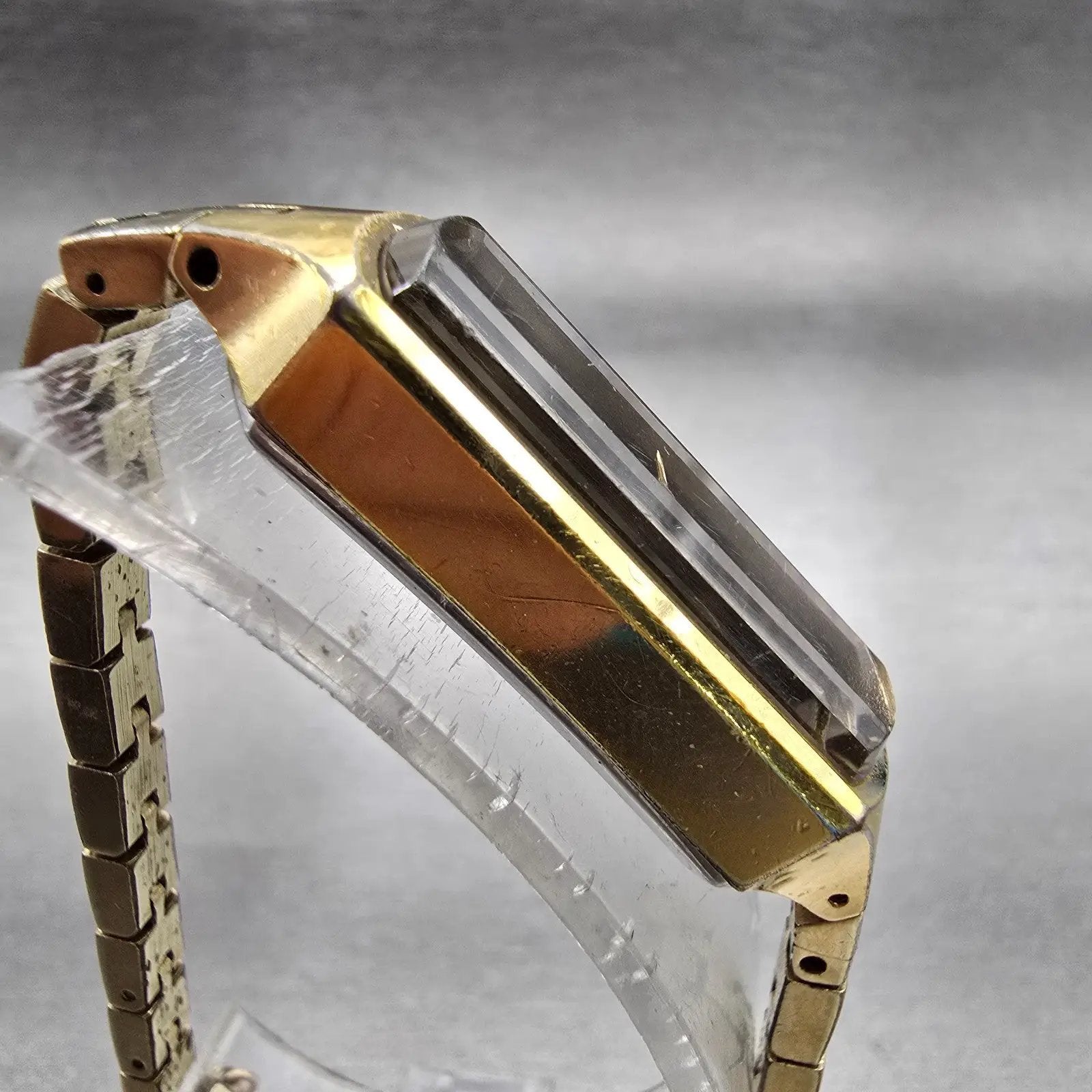 Seiko Watch Women 12mm Brown Dial Gold Tone Rectangle 1520-3666 Manual Wind VTG3