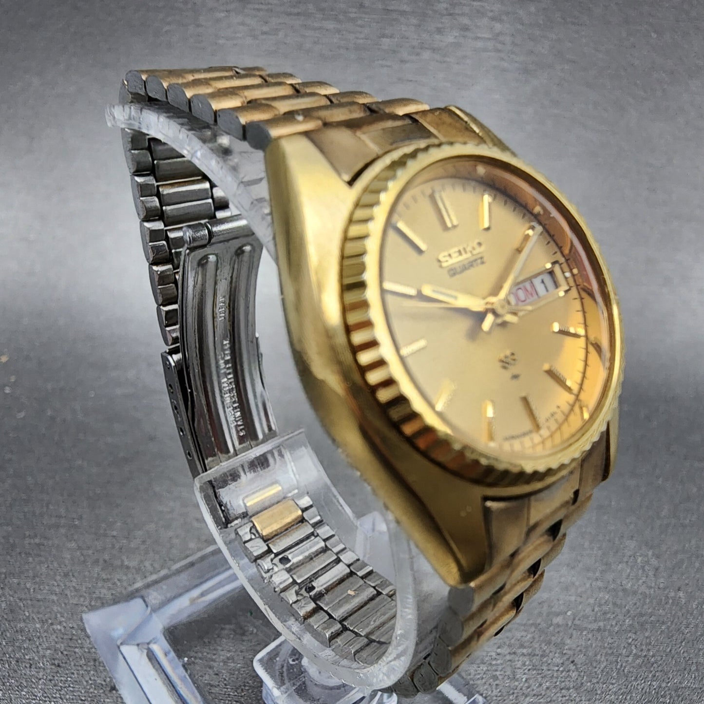 Seiko SQ Watch Women 25mm Gold Dial Gold Tone Daydate 26260159 PARTS4