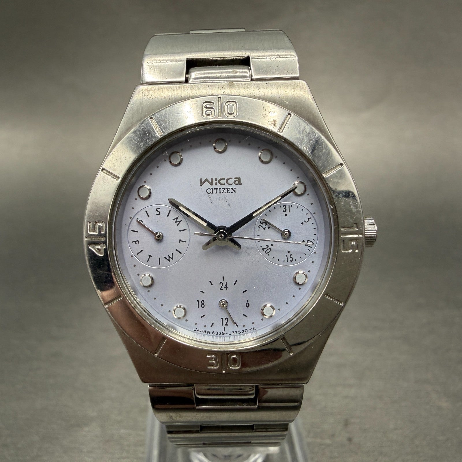 Citizen Wicca Watch Women 31mm Blue Dial Silver Tone Daydate Round New Battery0
