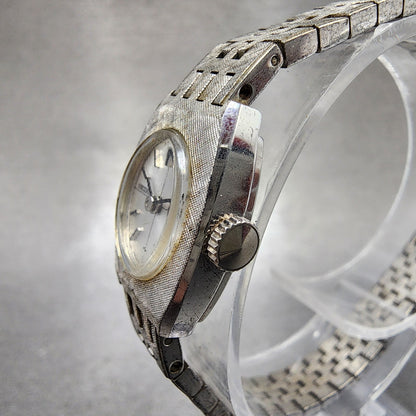 Seiko Watch Women 16mm Silver Dial Silver Tone Oval Manual 117060 Runs2