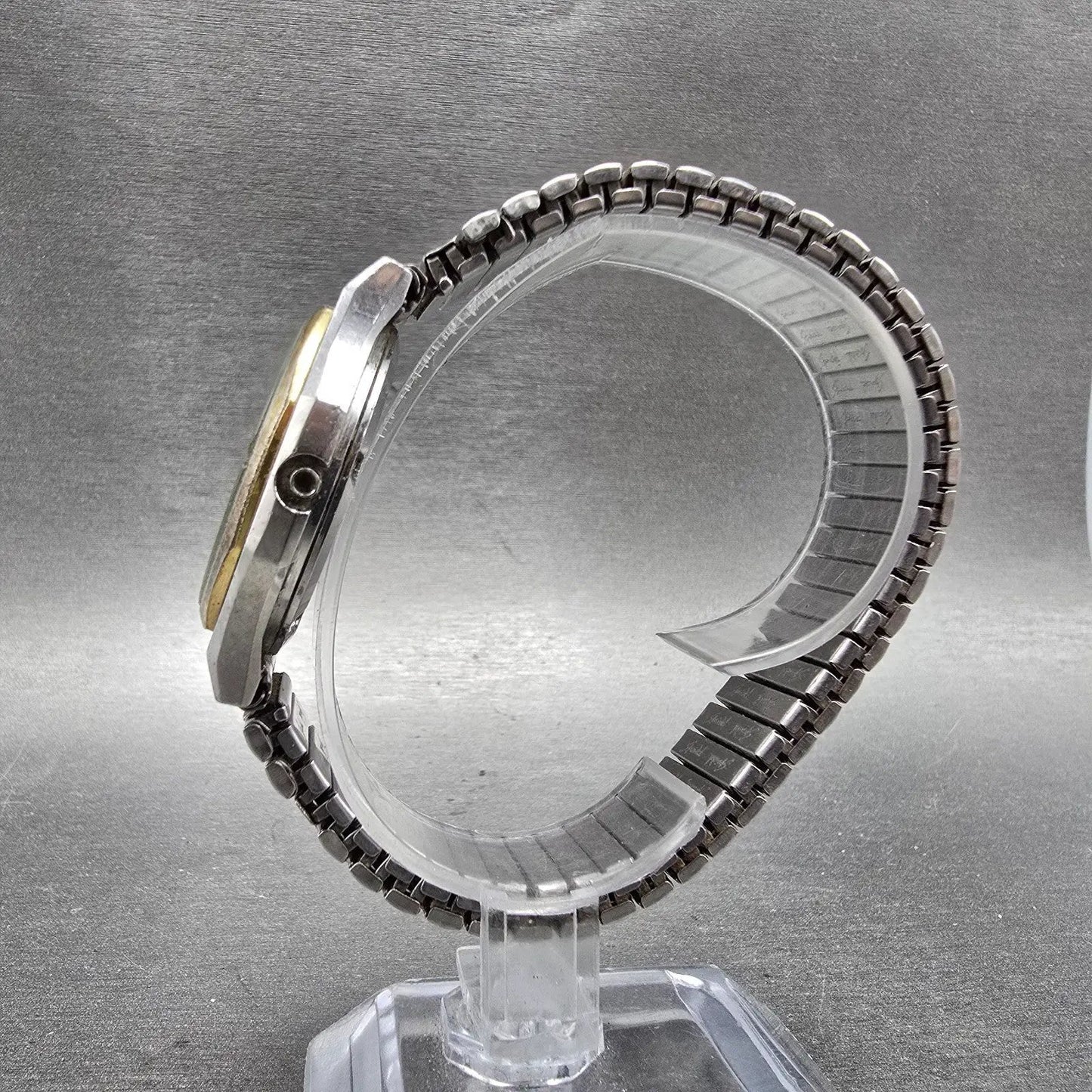 Seiko SQ Watch Men 35mm Silver Dial Two Tone Daydate Round 7123-7160 PARTS VTG7