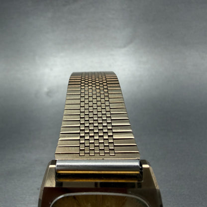 Seiko Tank Watch Men 30mm Gold Dial Gold Tone Rectangle 5931-5341 New Battery4