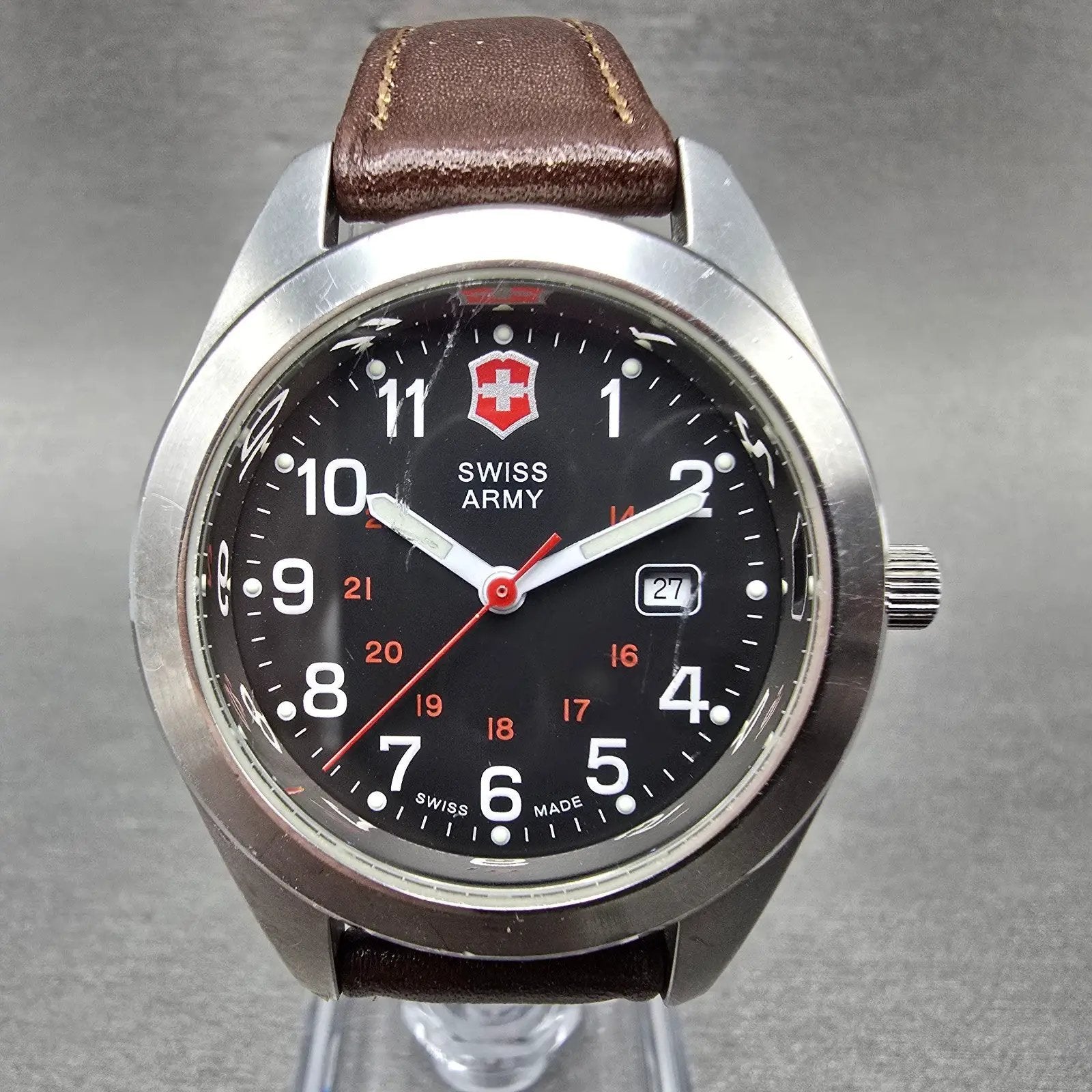 Victorinox Swiss Army Garrison Watch Women 34mm Black Dial Steel Date New Batt N0