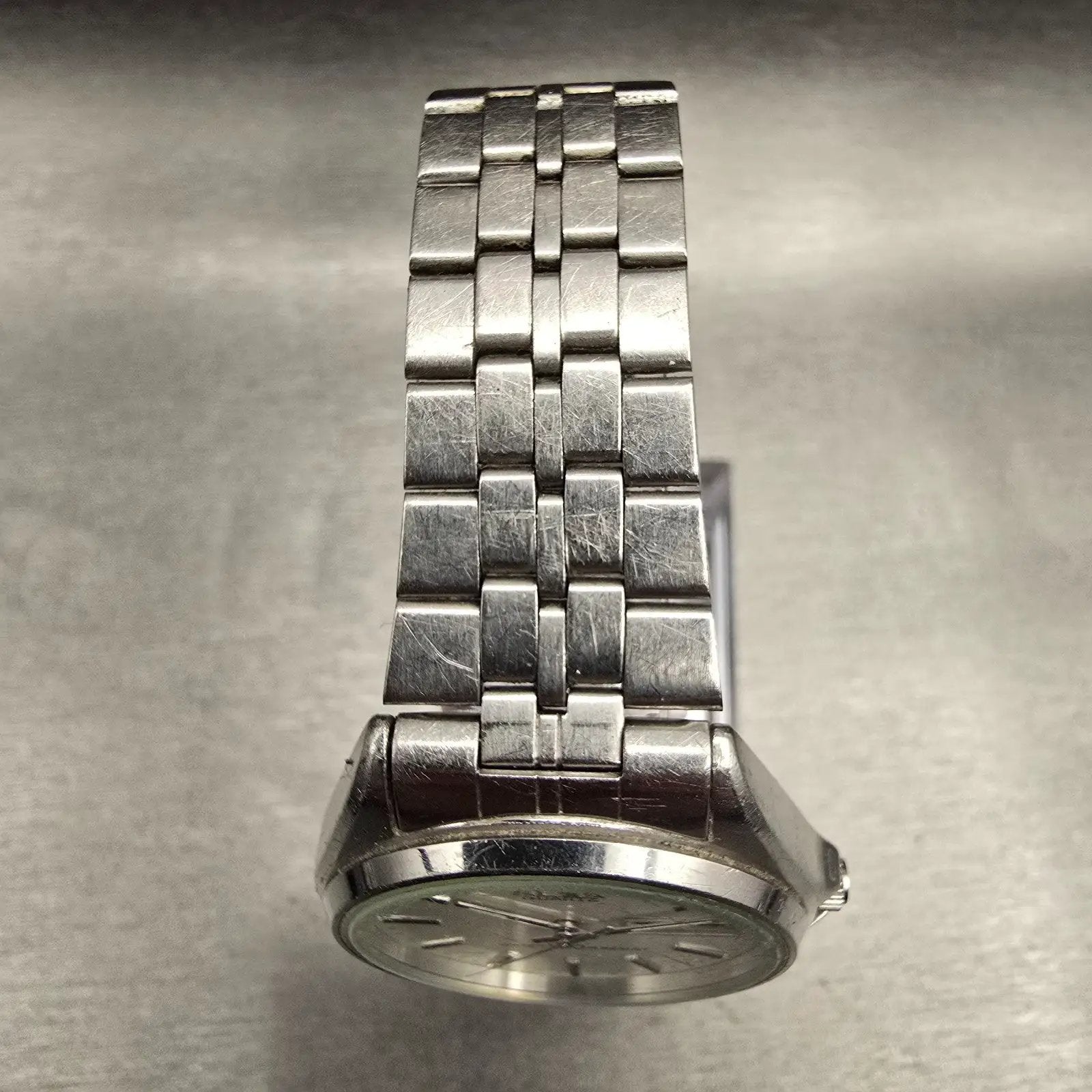 Seiko Alba Watch Men 35mm Silver Dial Silver Tone Daydate Round Y113-8100 NewBat4