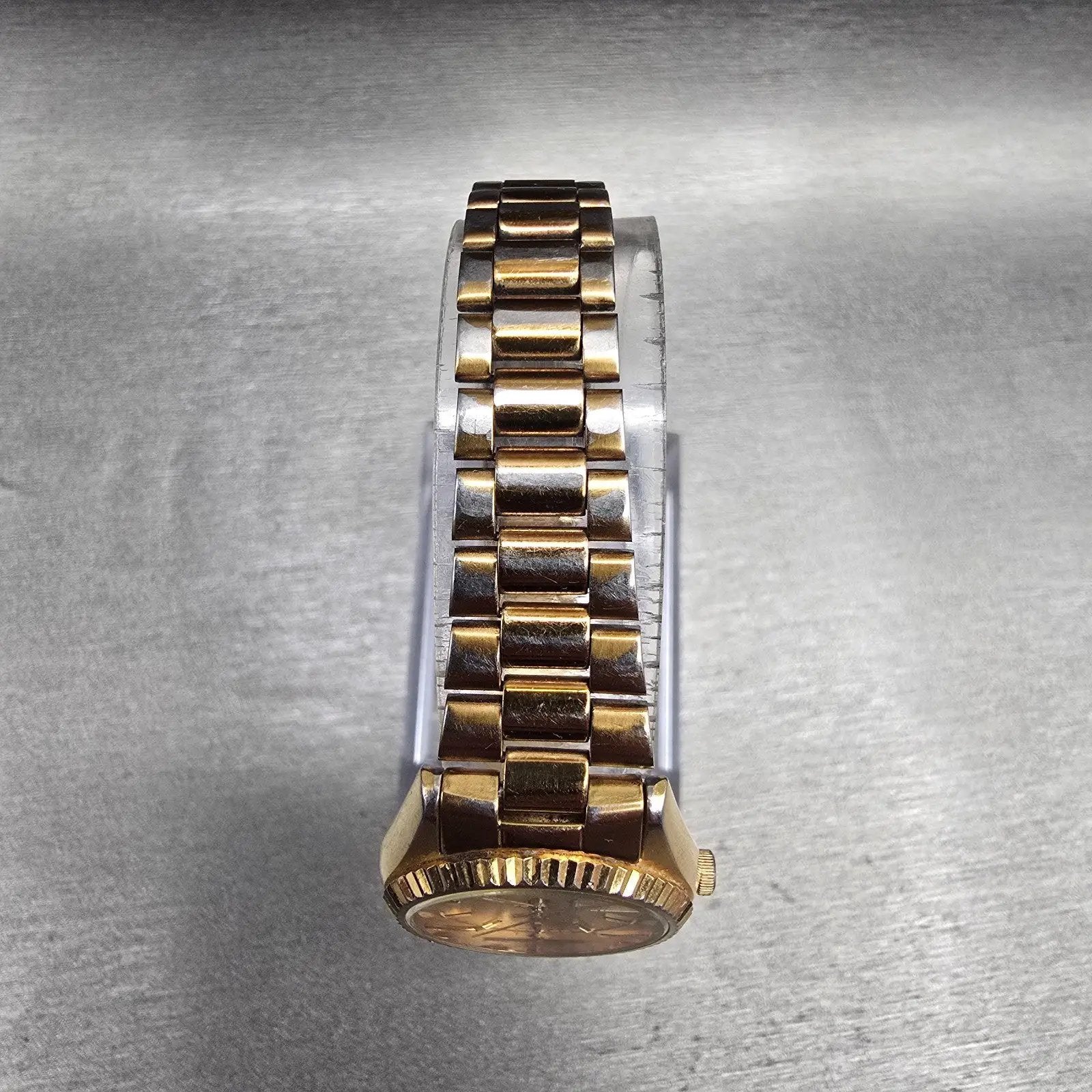Seiko SQ Watch Women 24mm Gold Dial Gold Tone Daydate Round 3E23-0A60 New Batt4