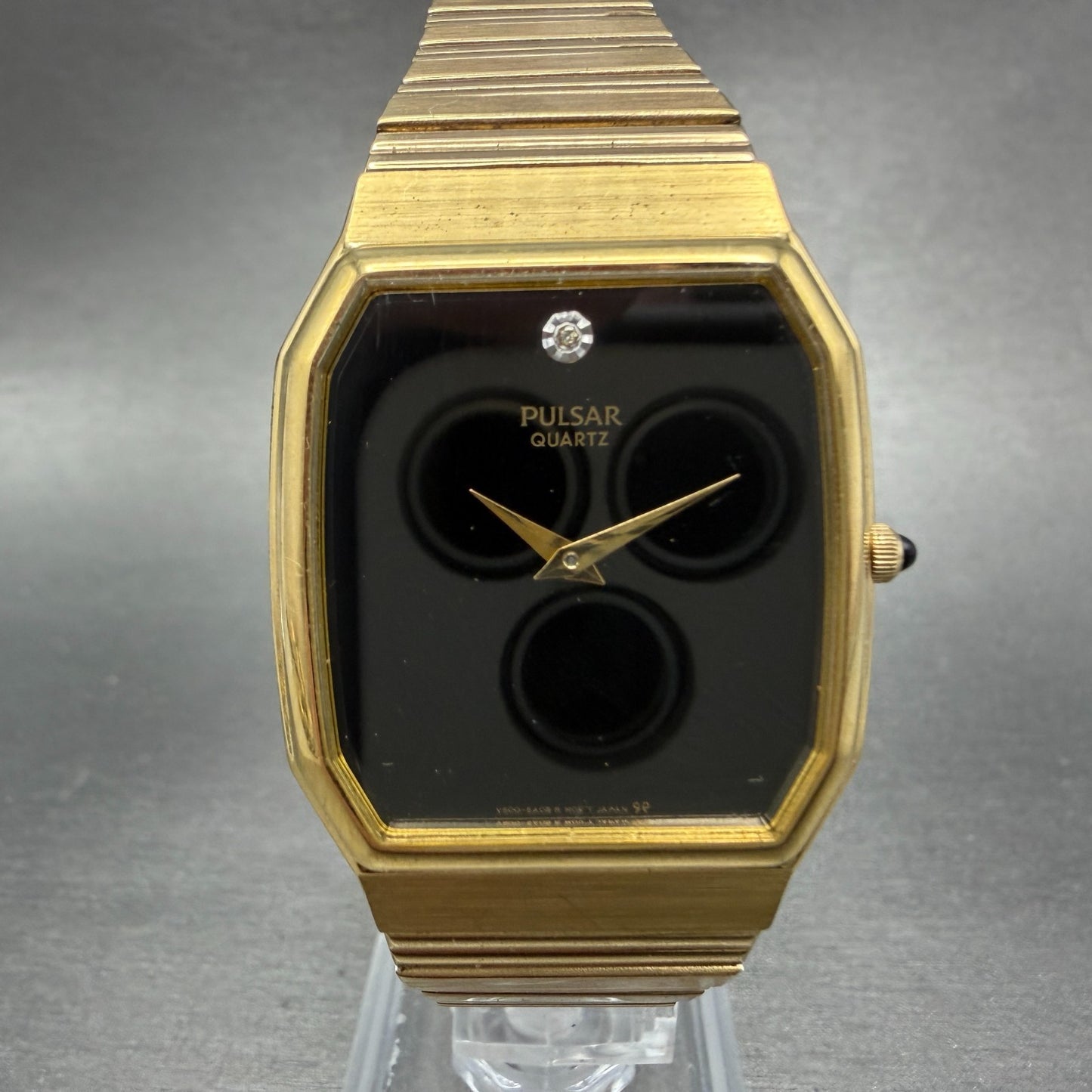 Seiko Pulsar Tank Watch Men 30mm Black Dial Gold Tone V500-5A00 New Battery VTG0