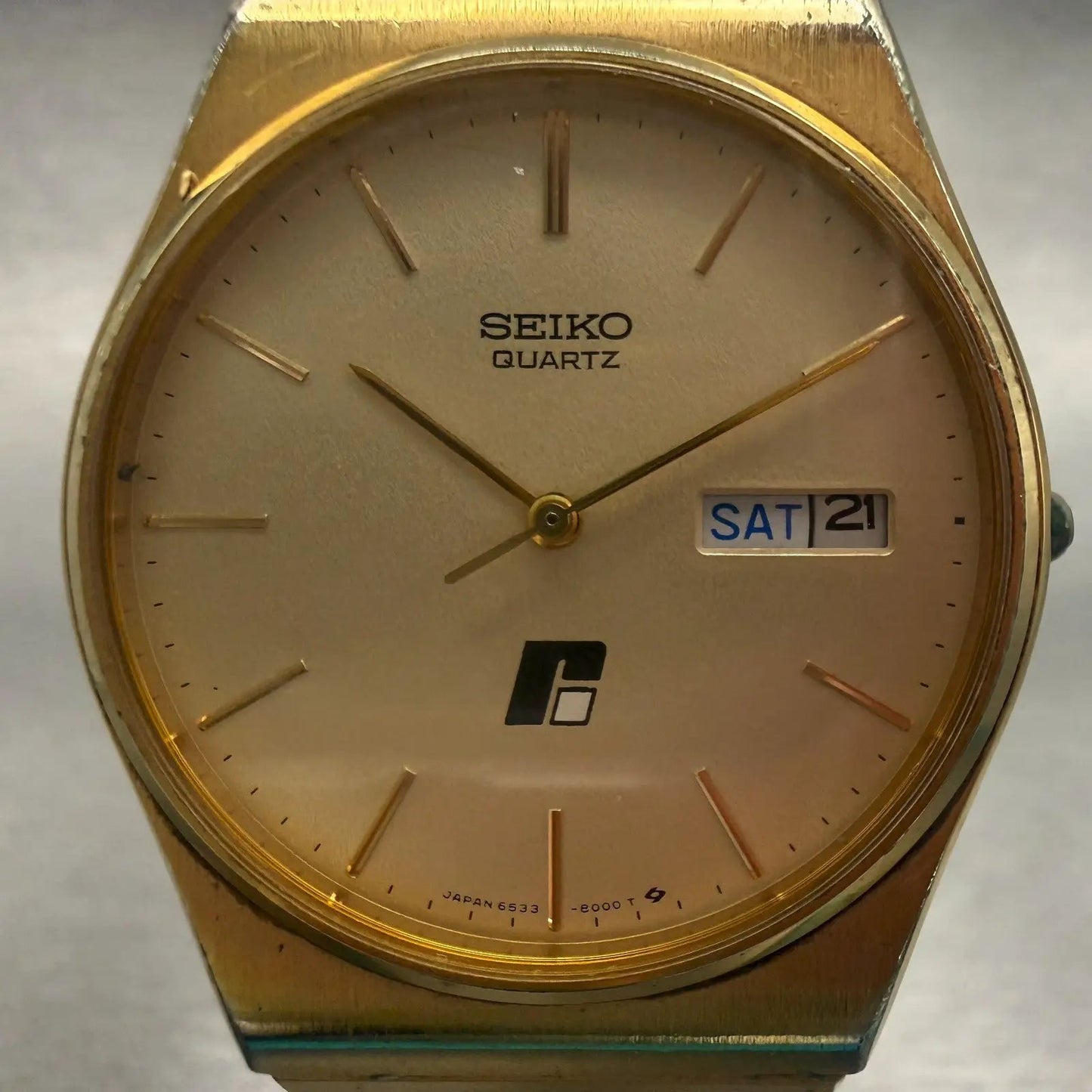 48021977