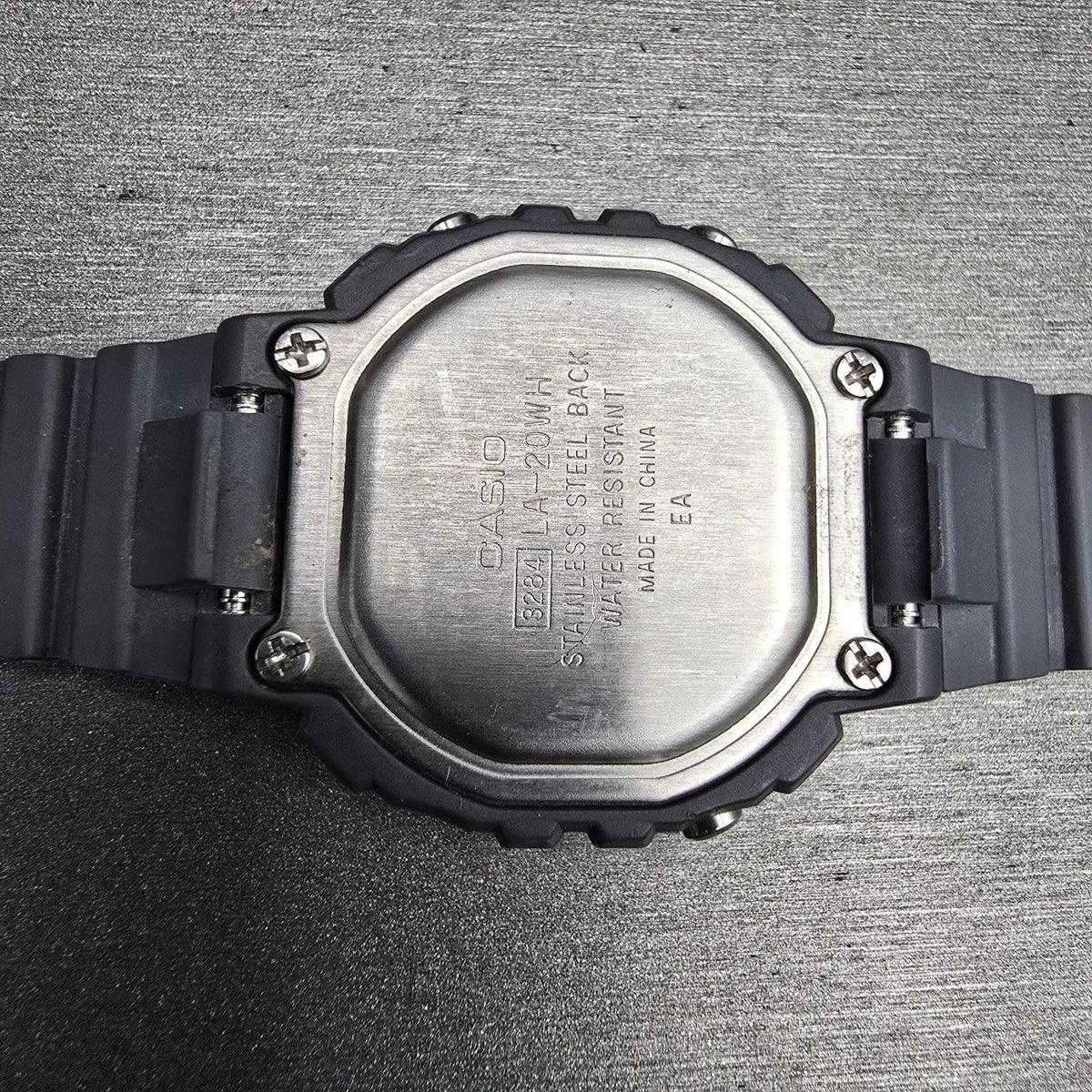 Casio Illuminator LA-20WH Watch Women 30mm Pink Gray Chrono Alarm New Battery JP10