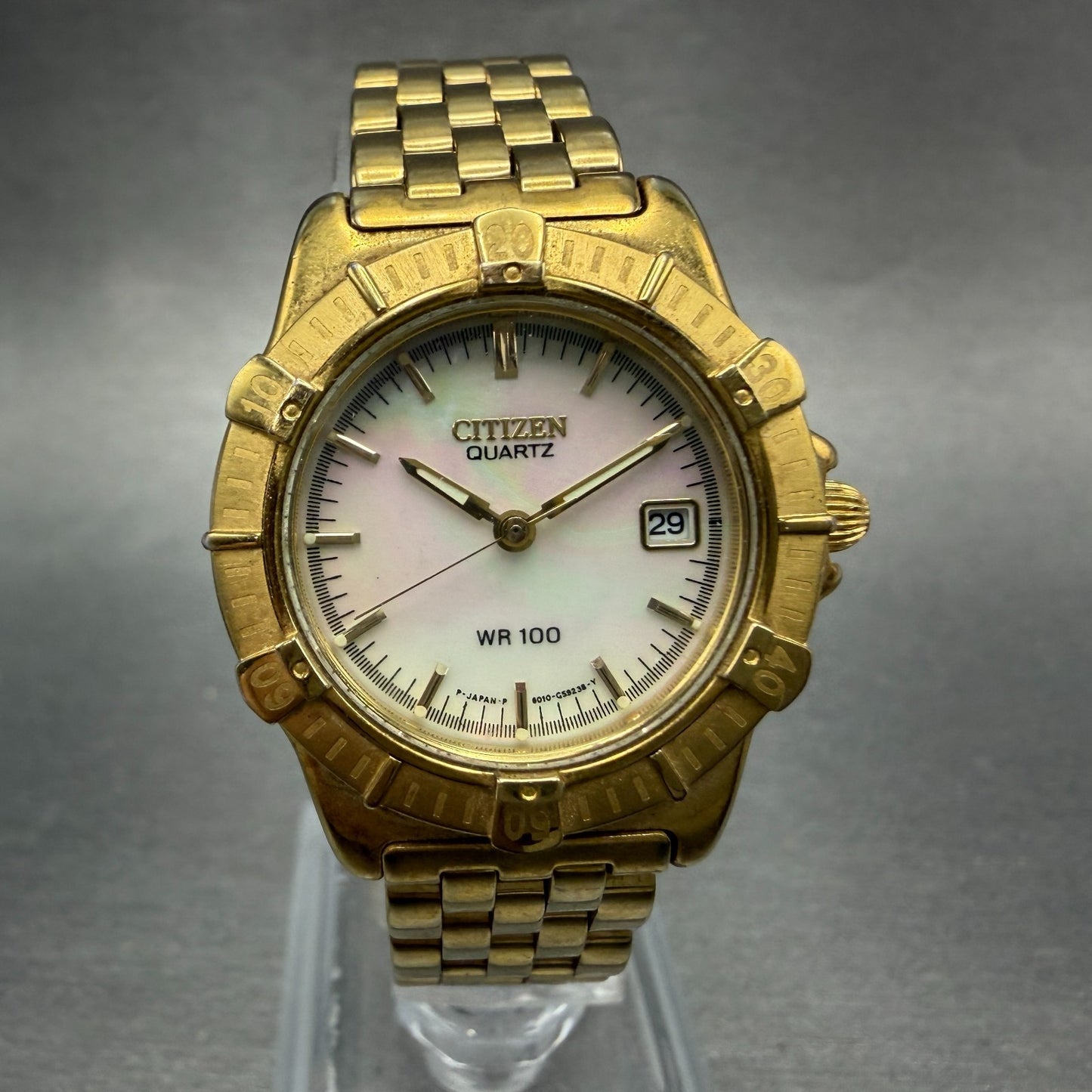 Citizen Dive Watch Women 28mm MOP Dial Gold Tone Date 6010-G12811 New Battery0