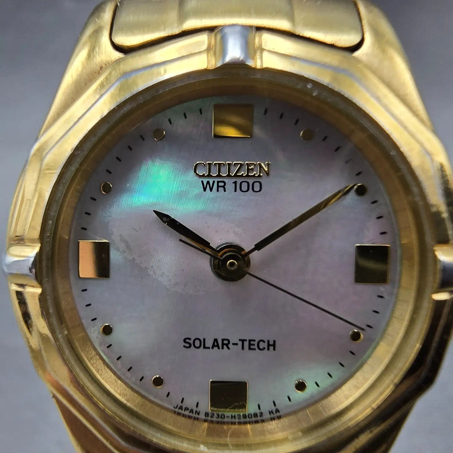 Citizen Eco-Drive Watch Women 25mm MOP Dial Gold Tone Round B230-H17311 Runs1